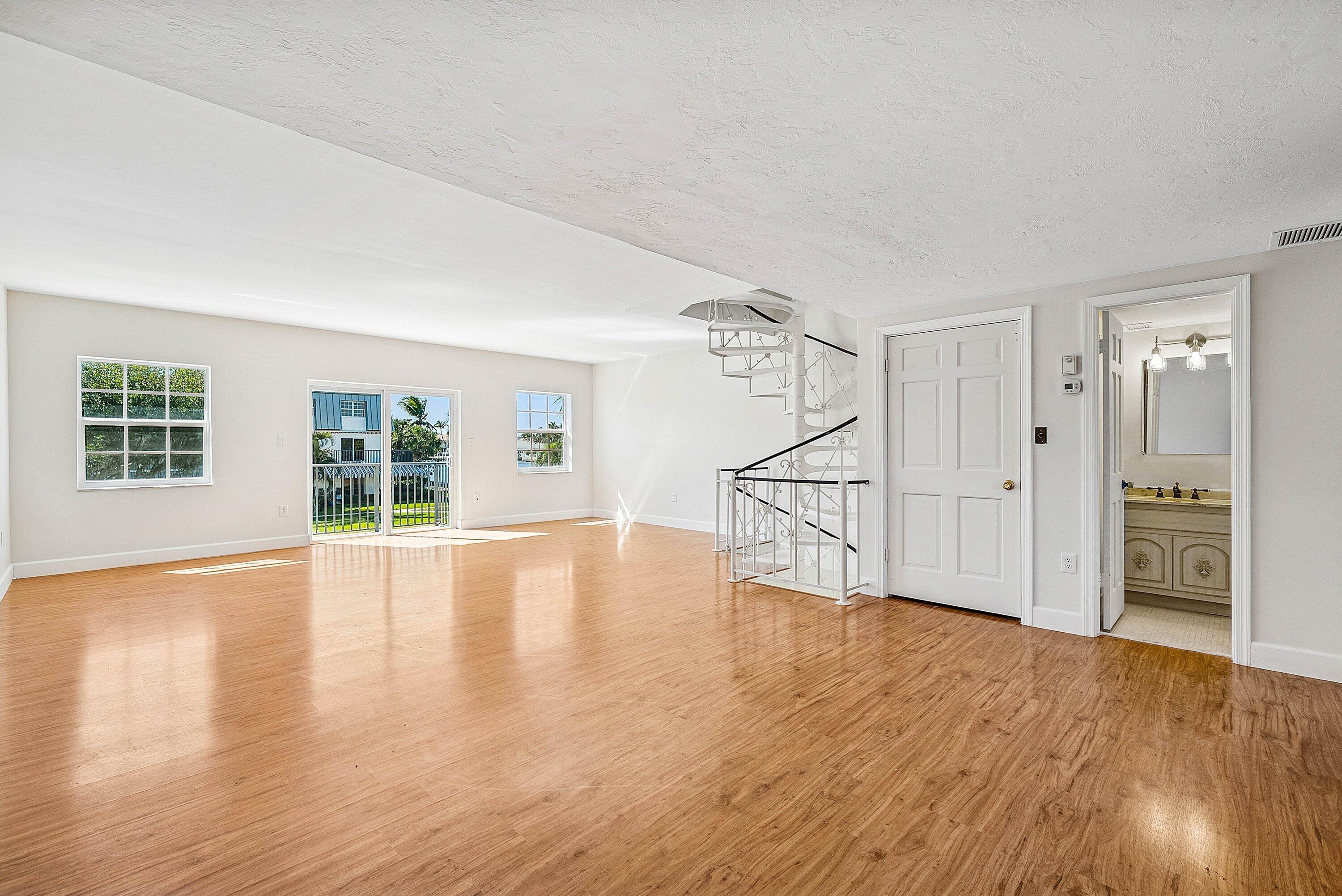 DELRAY BEACH CLUB APTS CONDO - Residential