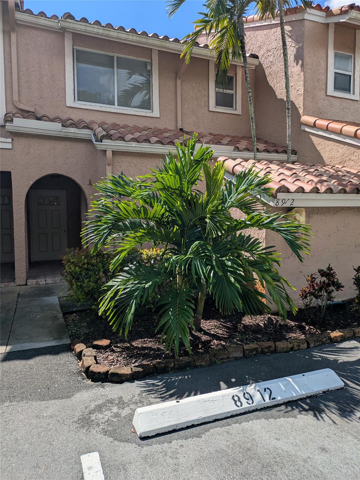 CORAL SPRINGS VILLAGE GRE - Residential Lease