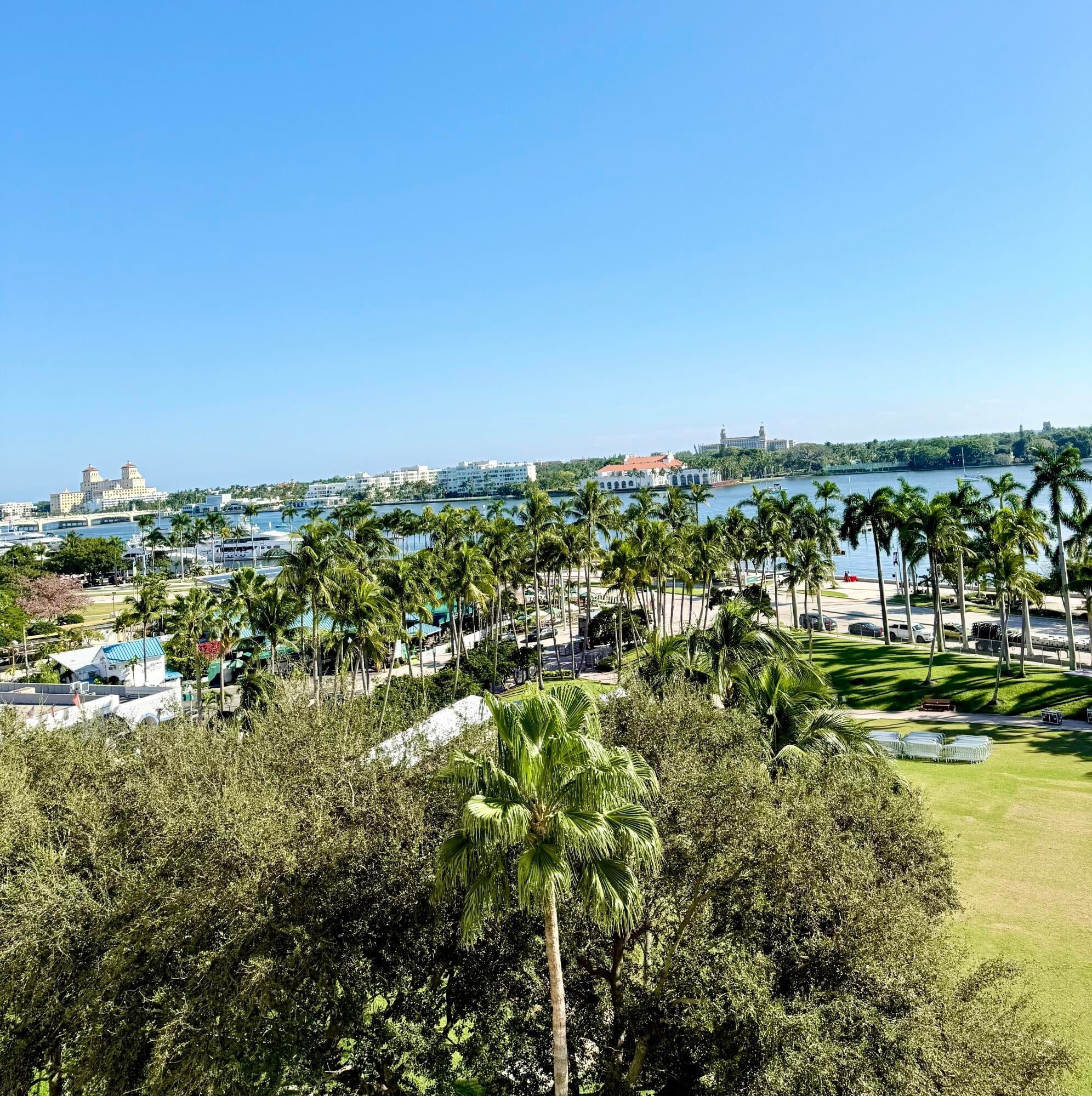 255 Evernia Street 1008