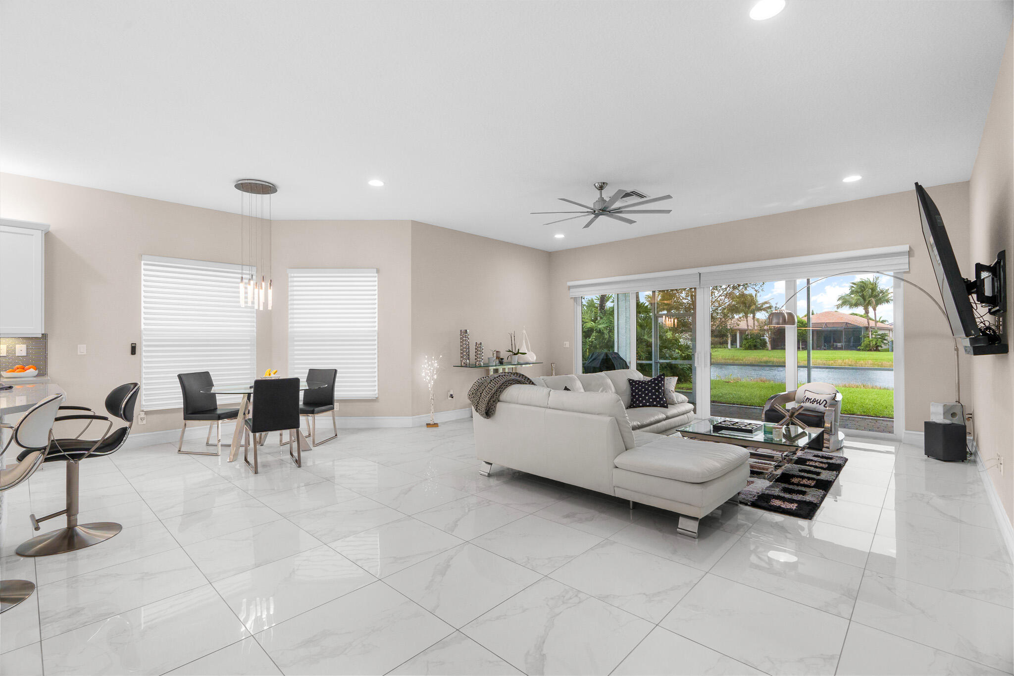 VALENCIA COVE AGR PUD SOUTH PL - Residential