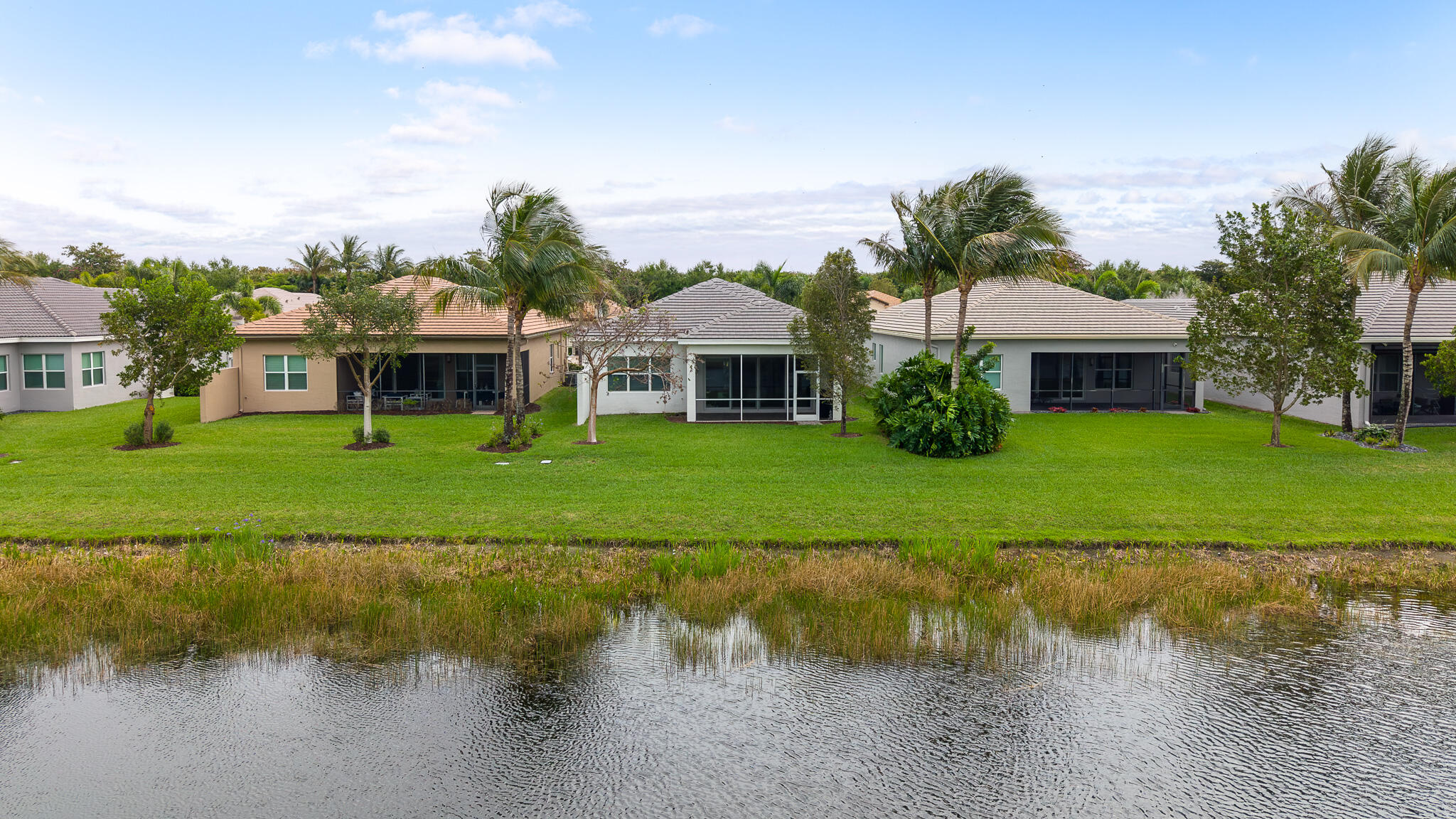 VALENCIA COVE AGR PUD SOUTH PL - Residential