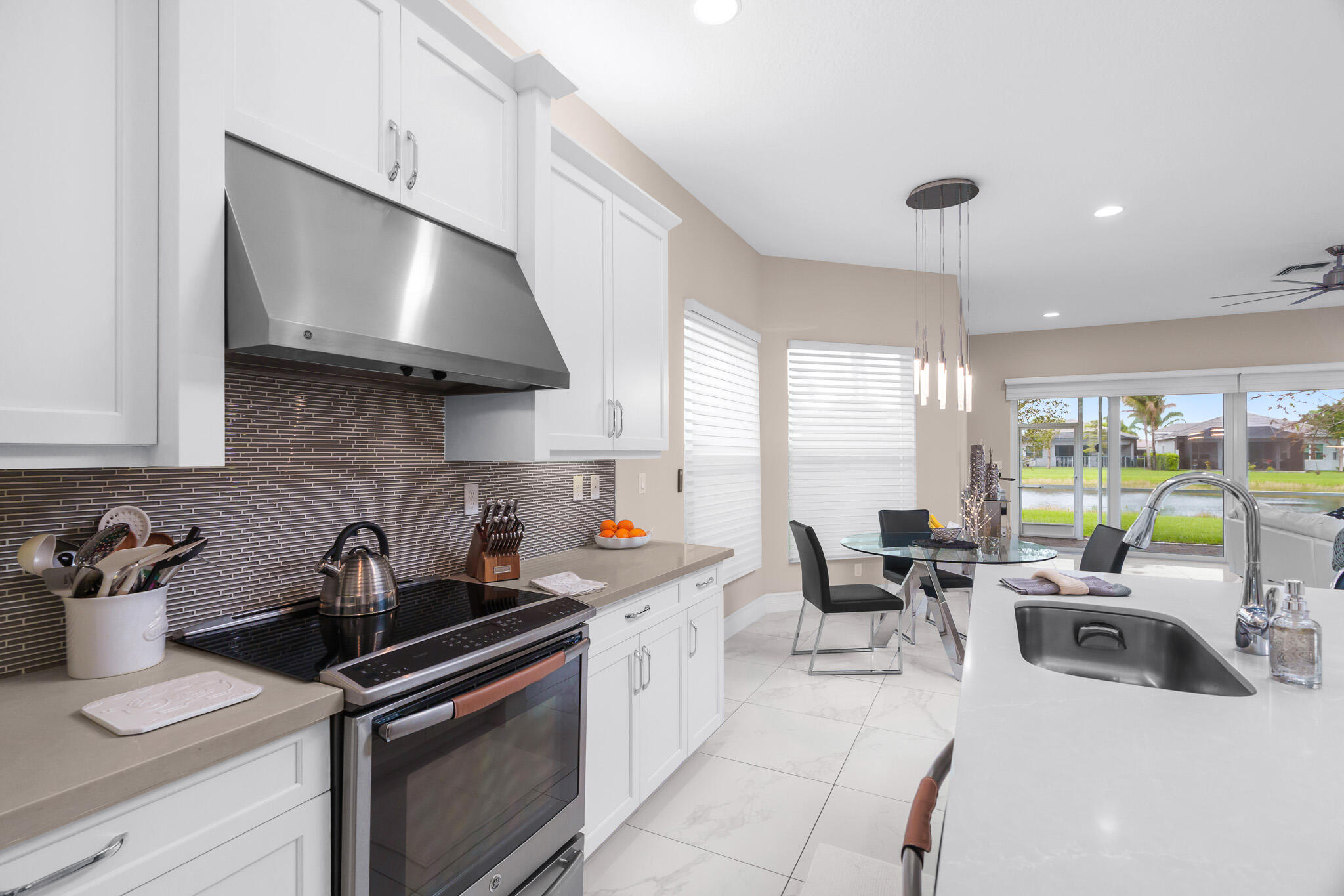 VALENCIA COVE AGR PUD SOUTH PL - Residential