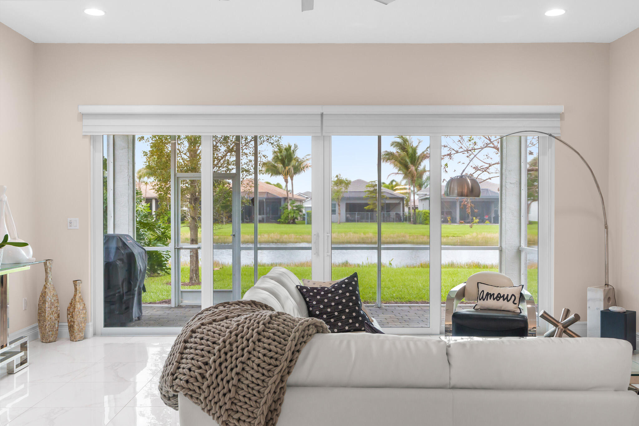 VALENCIA COVE AGR PUD SOUTH PL - Residential