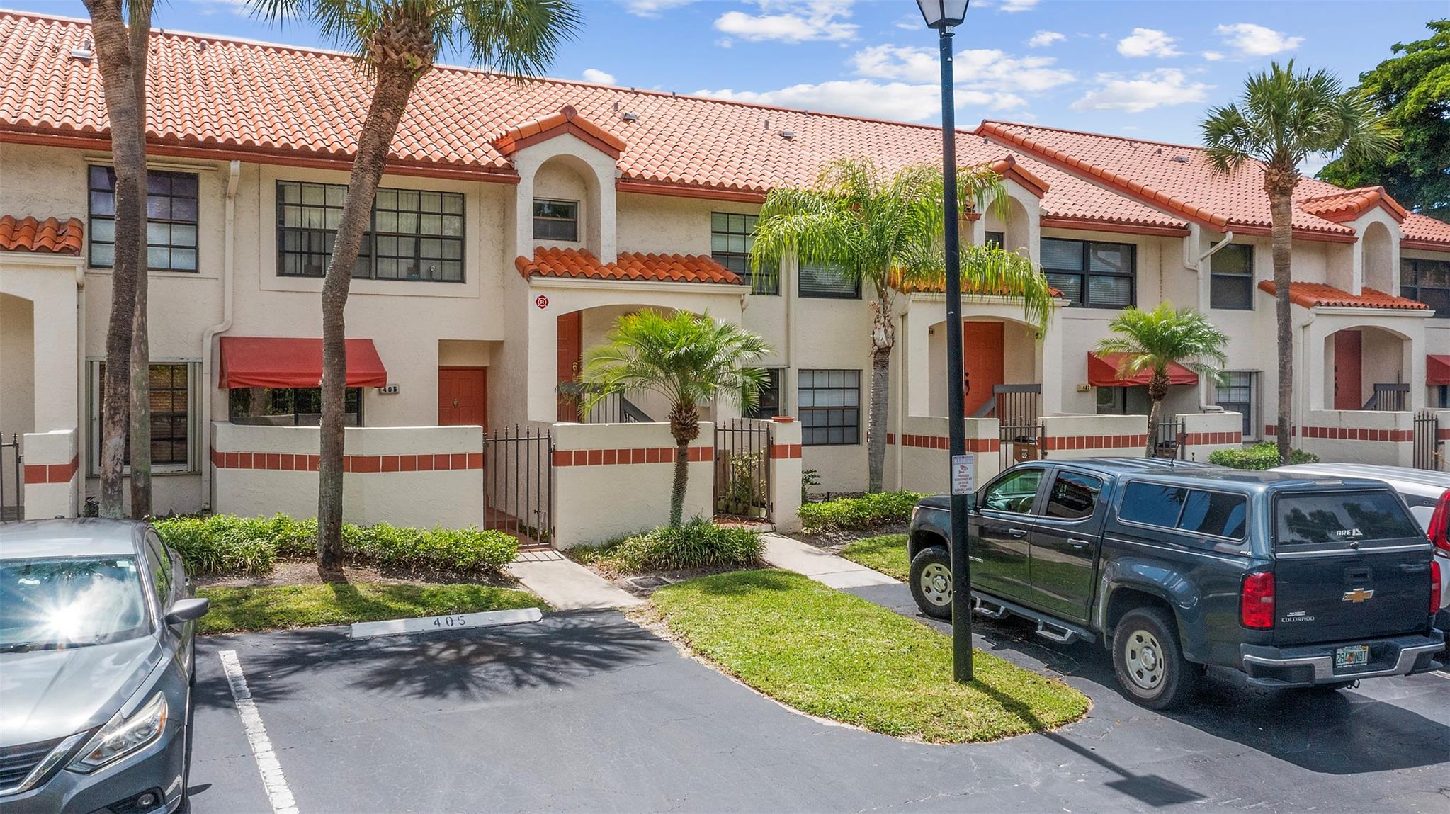 405 Liberty Ct 405