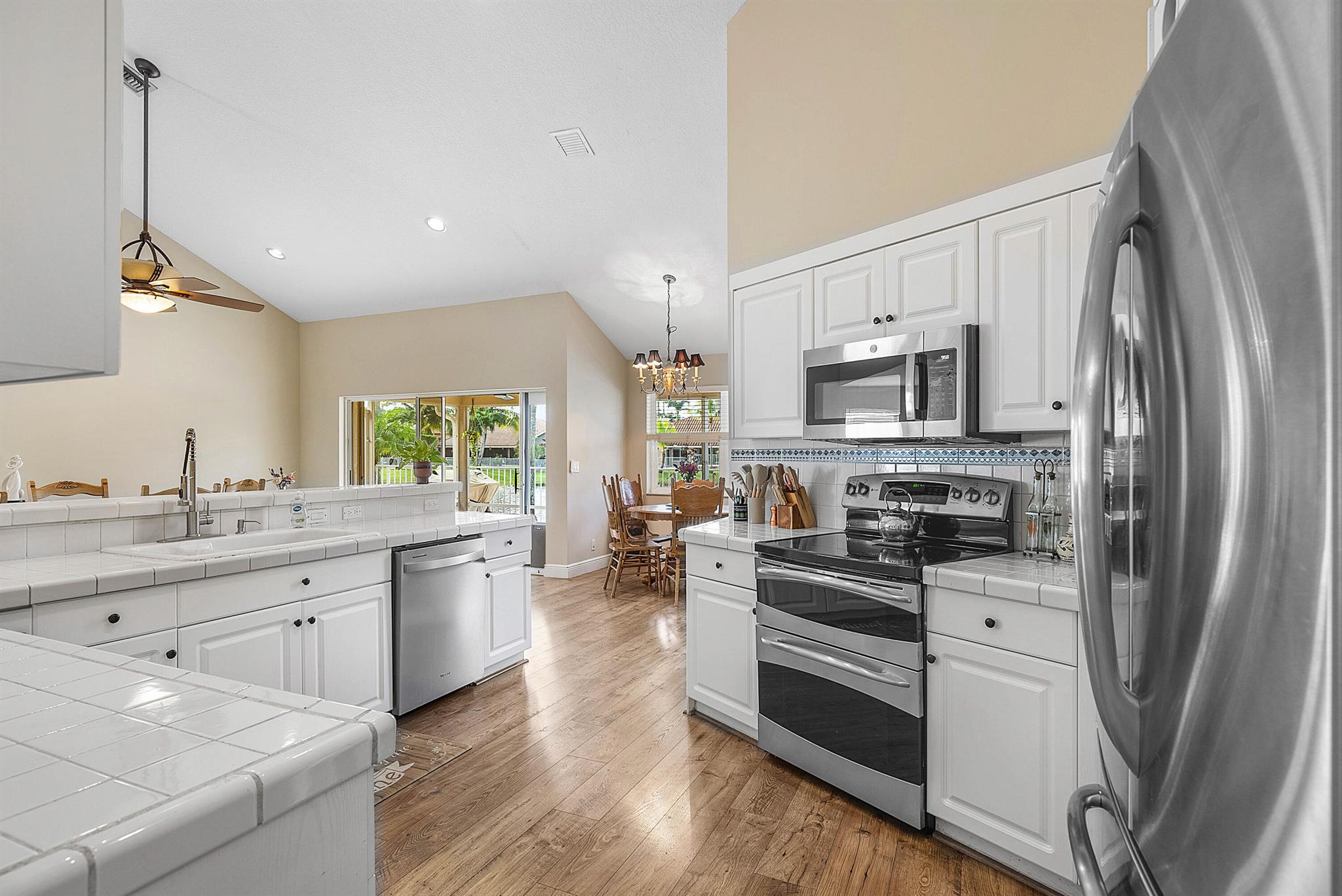 BOCA WINDS PAR D-2 - Residential