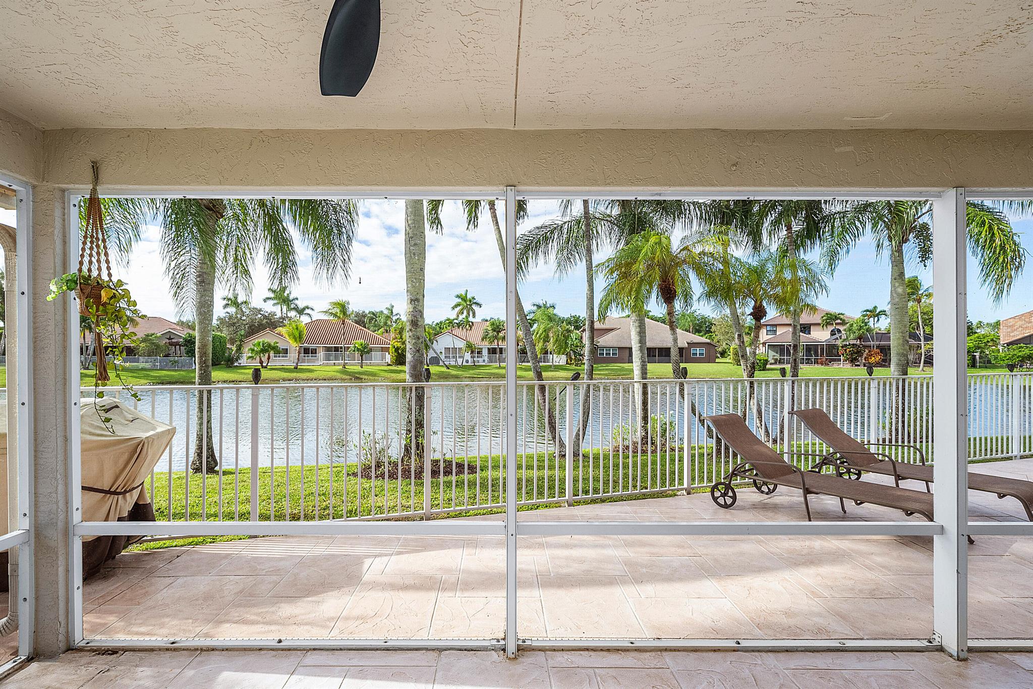 BOCA WINDS PAR D-2 - Residential