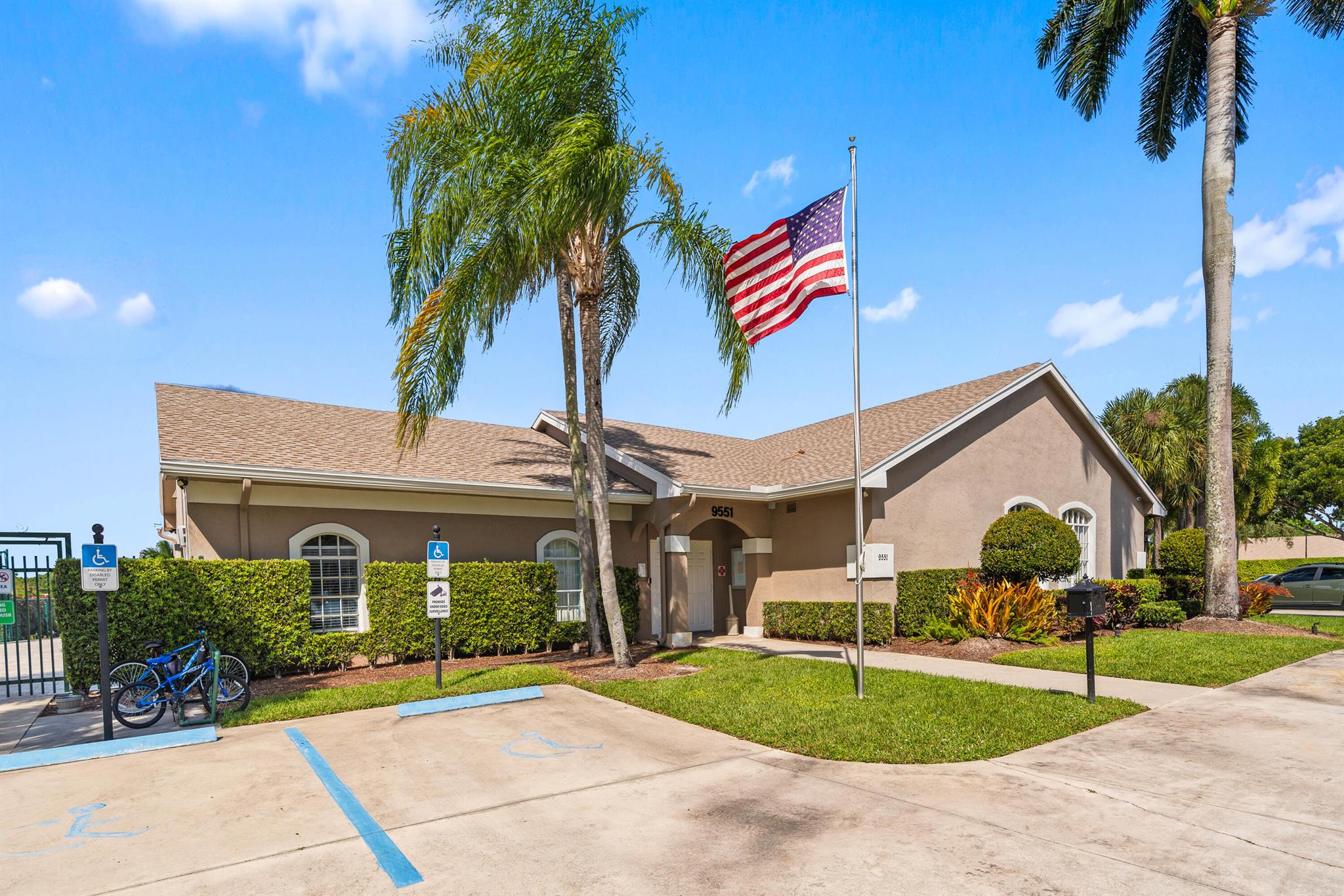 BOCA GARDENS - Residential