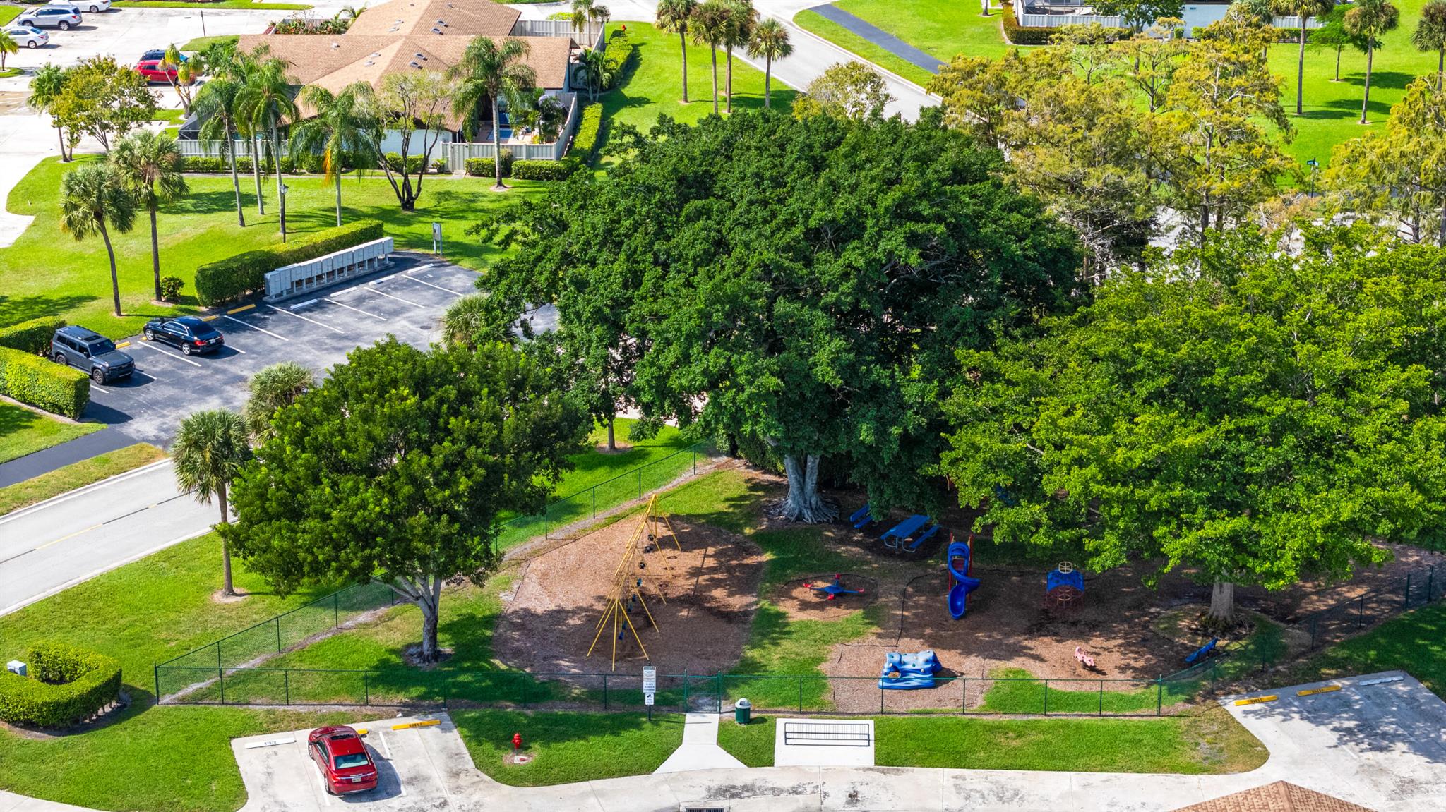 BOCA GARDENS - Residential