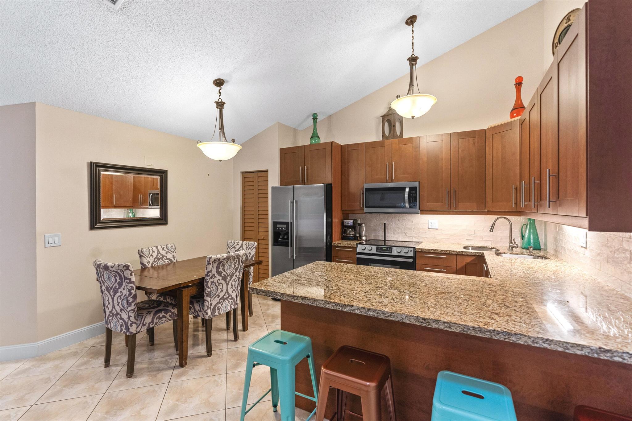 BOCA GARDENS - Residential