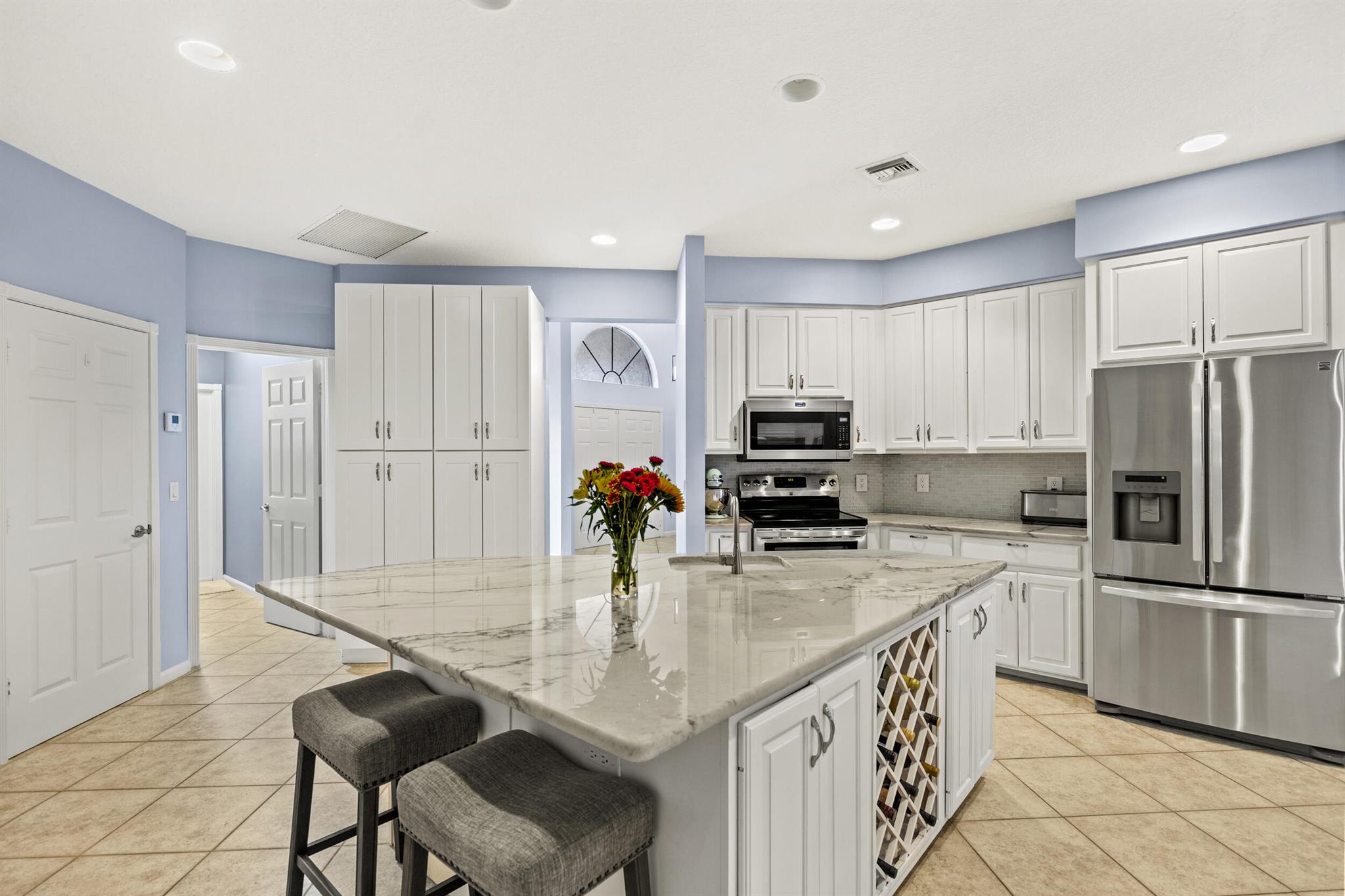 LOXAHATCHEE GROVES - Residential