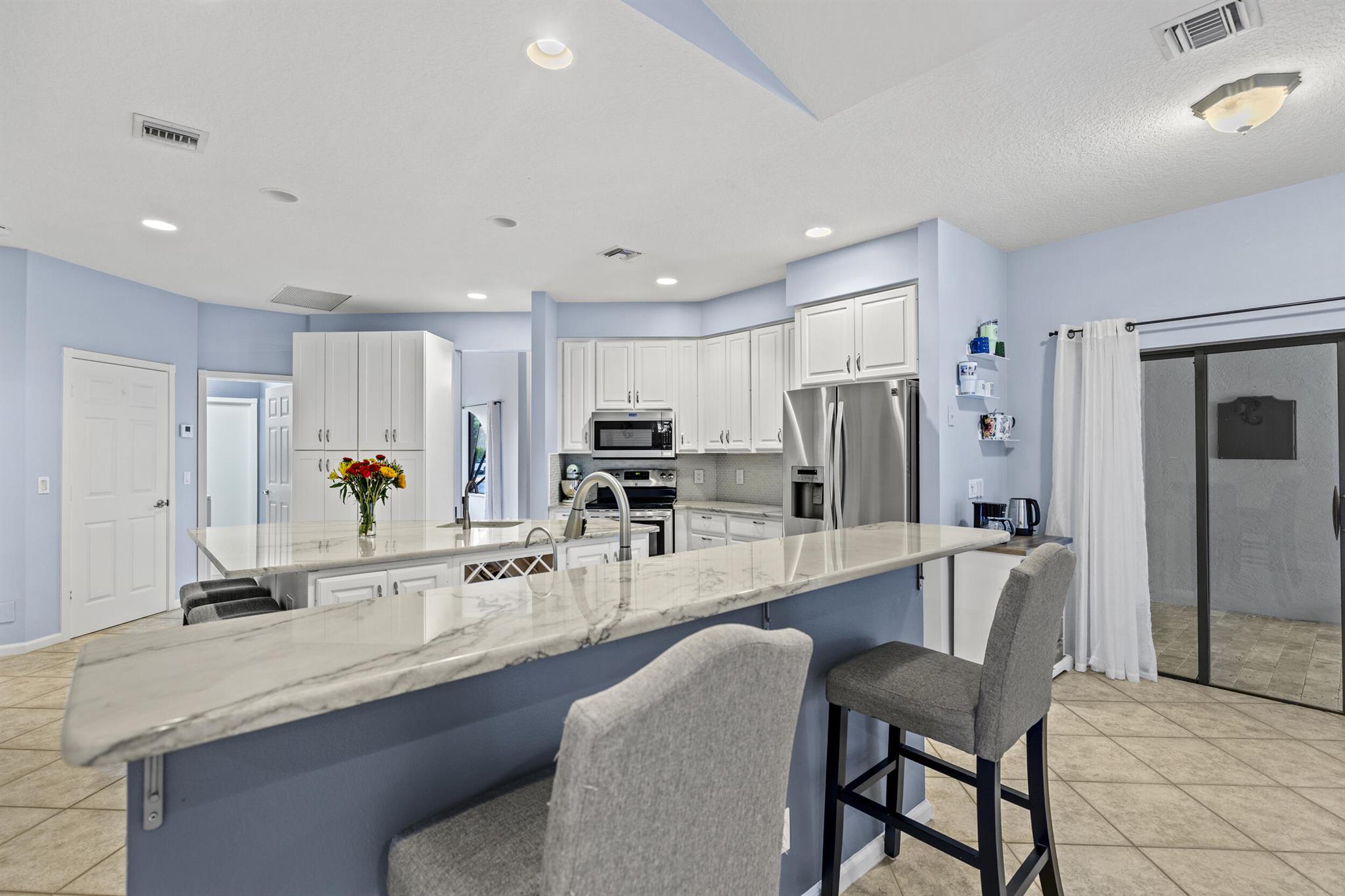 LOXAHATCHEE GROVES - Residential