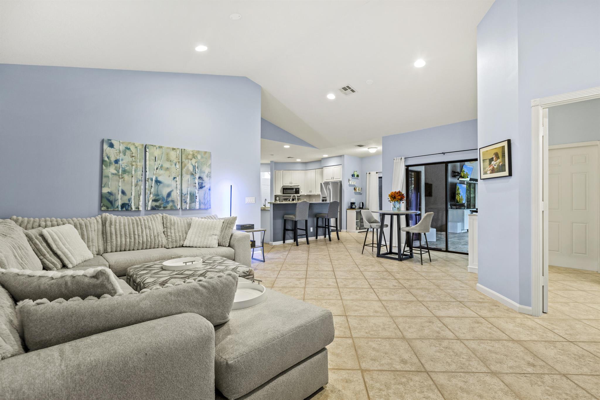 LOXAHATCHEE GROVES - Residential
