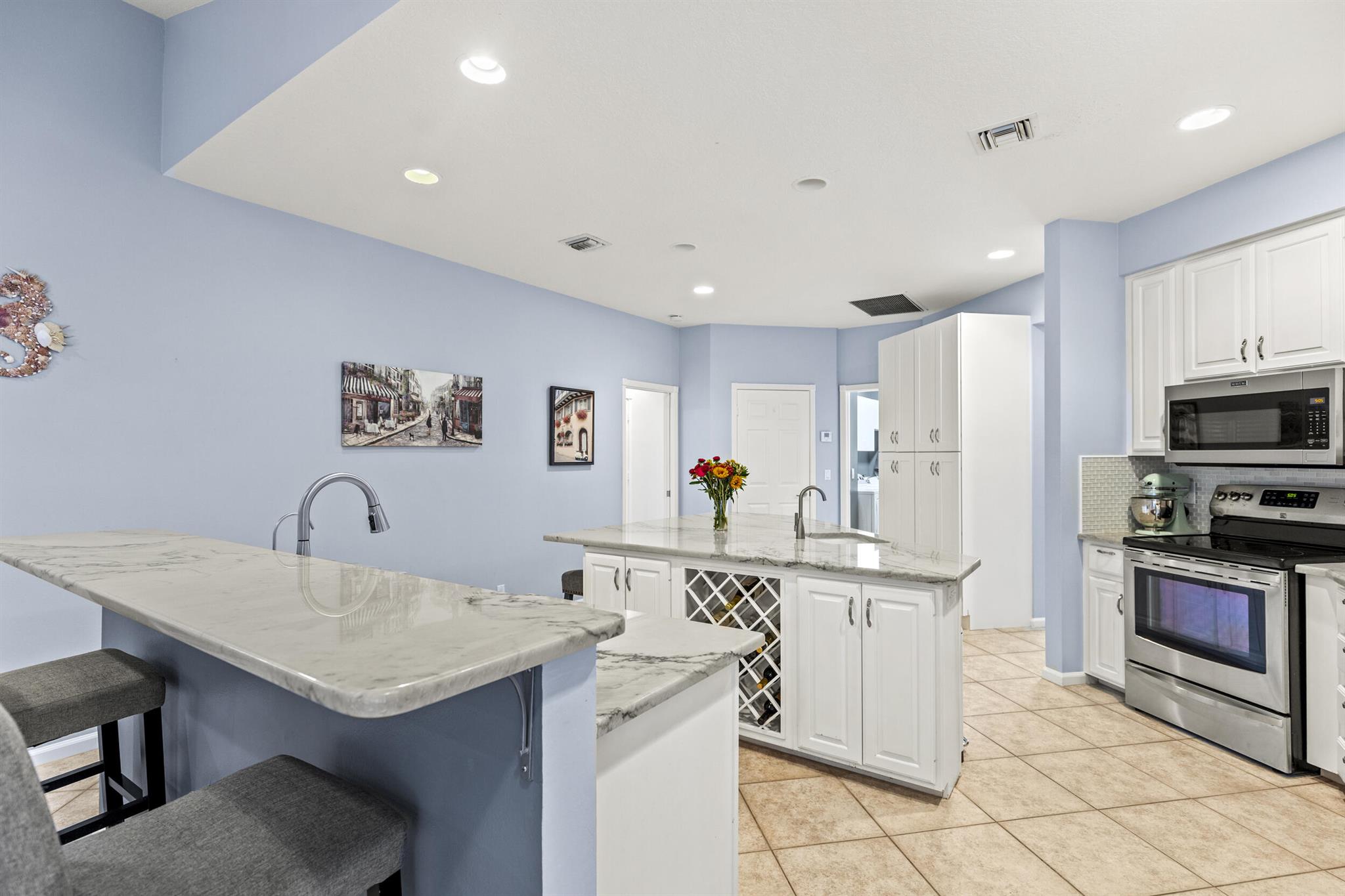 LOXAHATCHEE GROVES - Residential