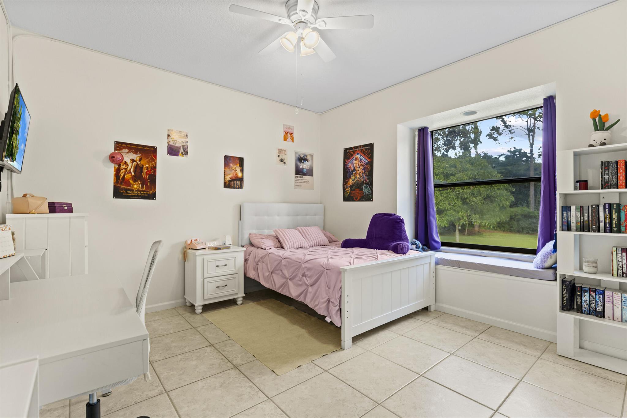 LOXAHATCHEE GROVES - Residential