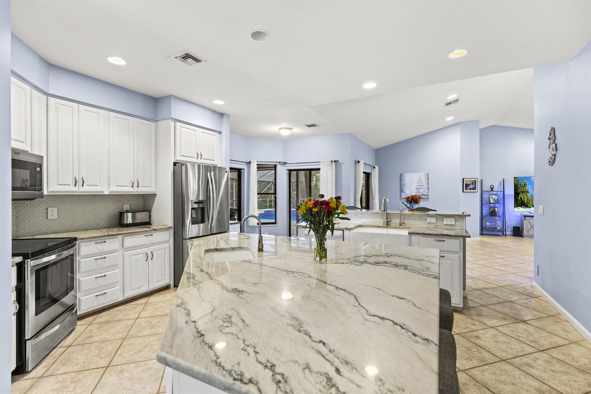 LOXAHATCHEE GROVES - Residential