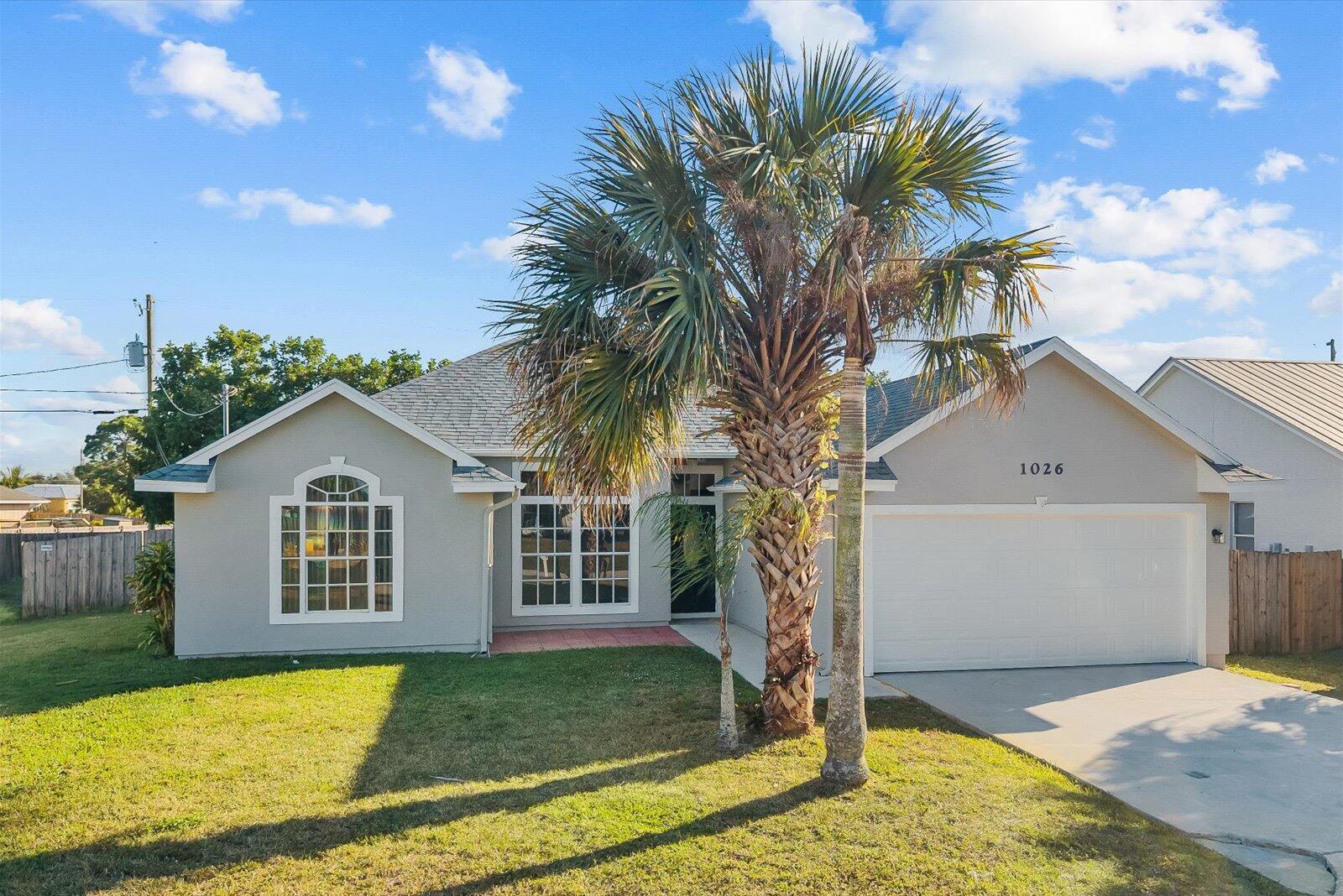 PORT ST LUCIE SECTION 33 - Residential