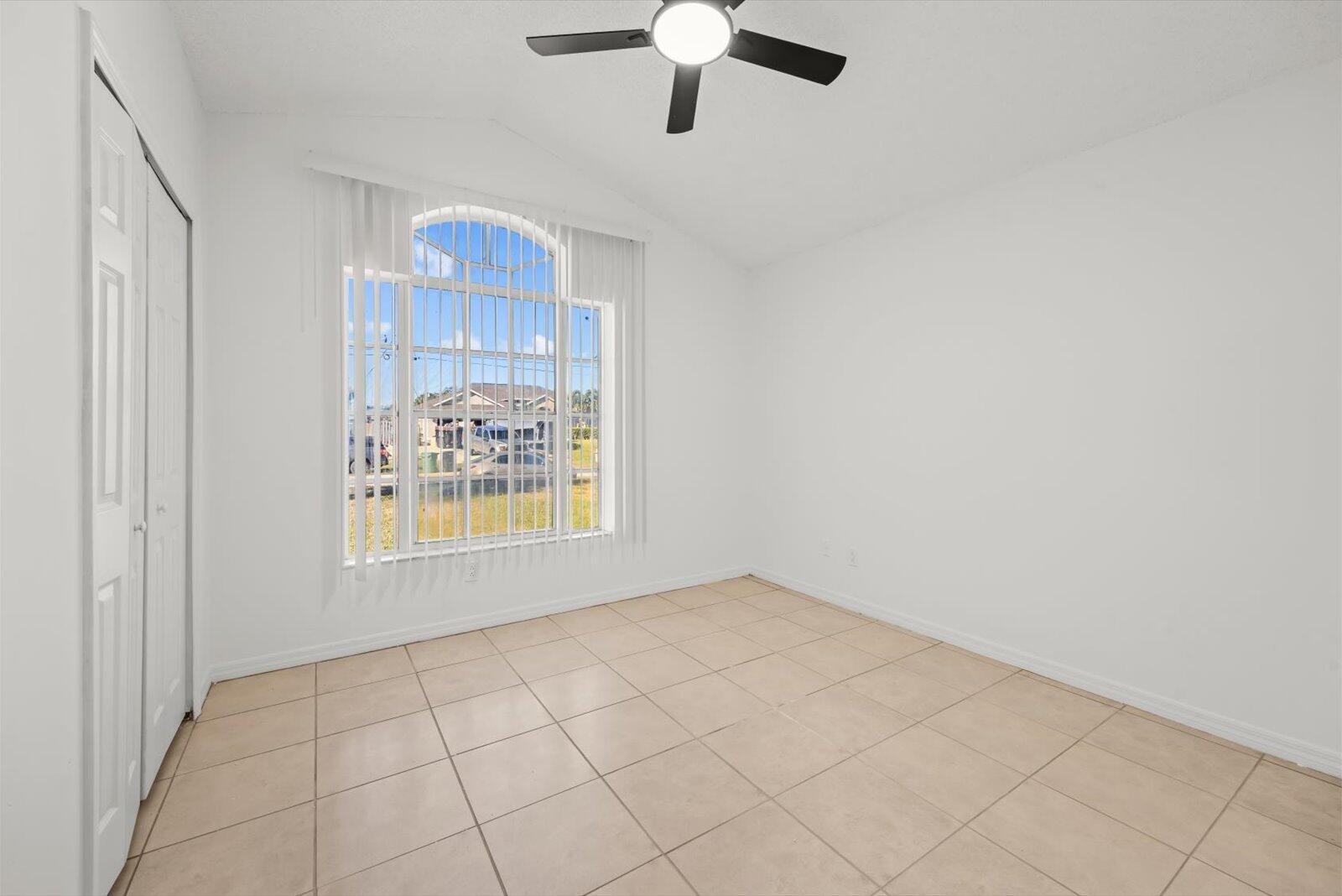 PORT ST LUCIE SECTION 33 - Residential