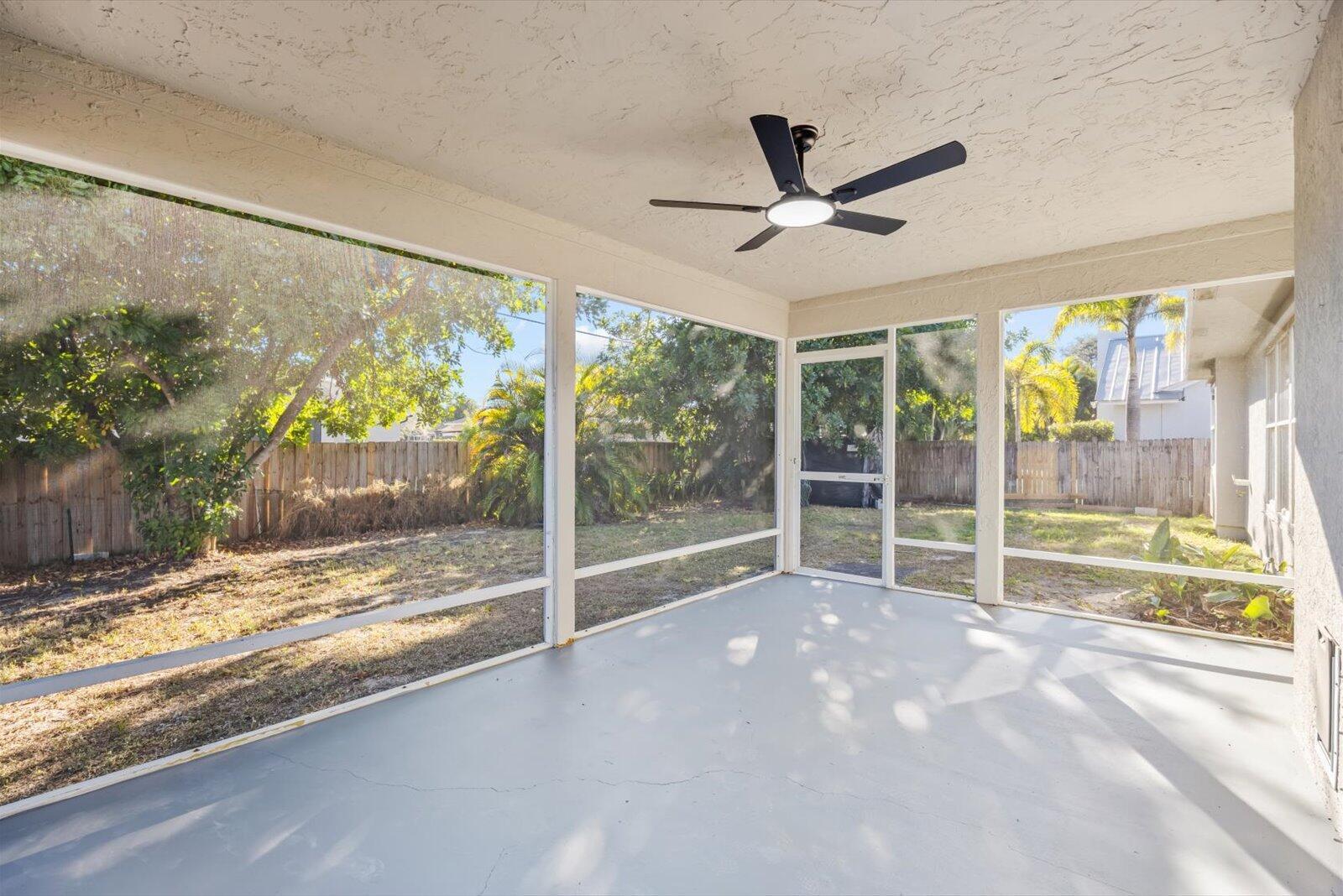 PORT ST LUCIE SECTION 33 - Residential