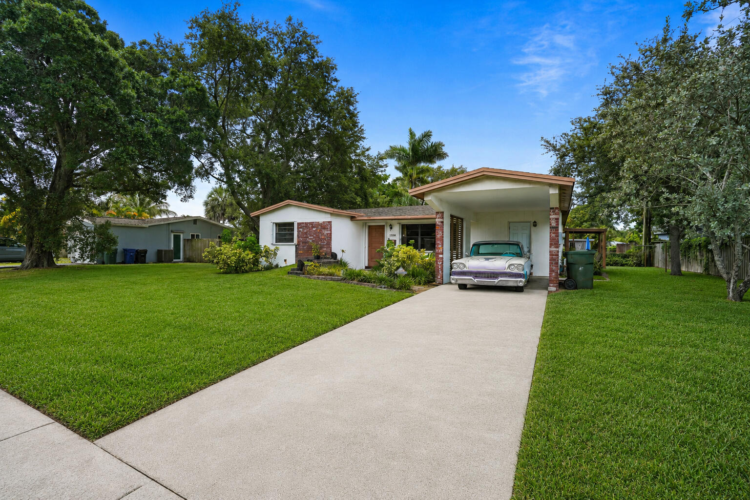 3358 SW 16th Court