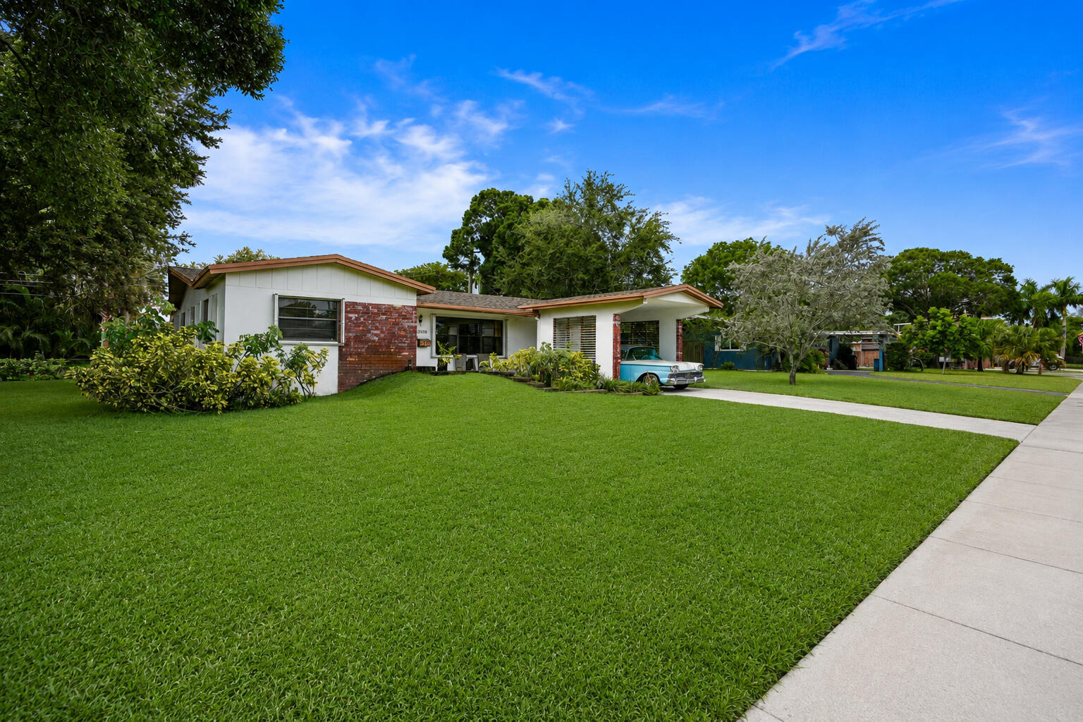 3358 SW 16th Court