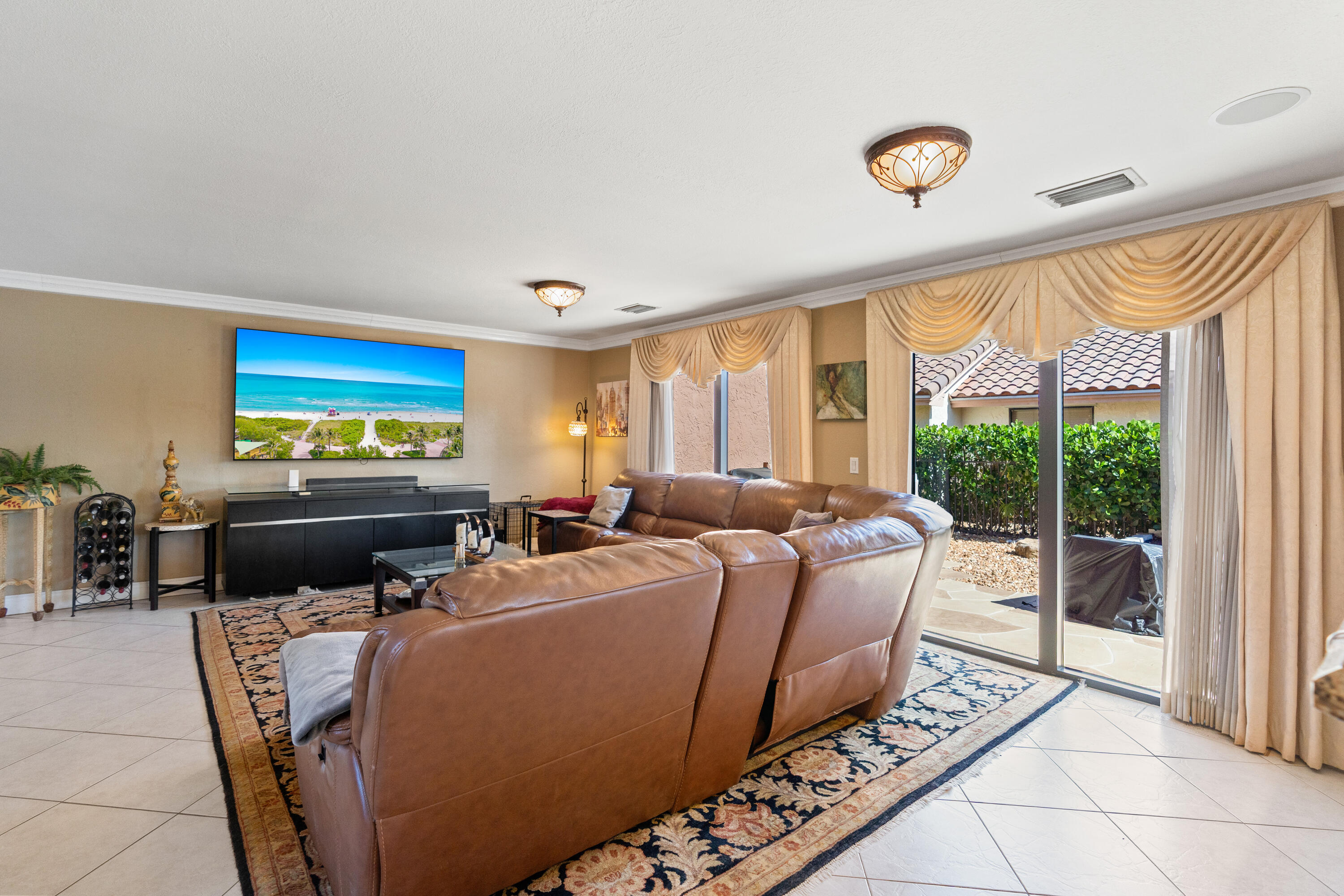 VILLAGES OF HILLSBORO - Residential