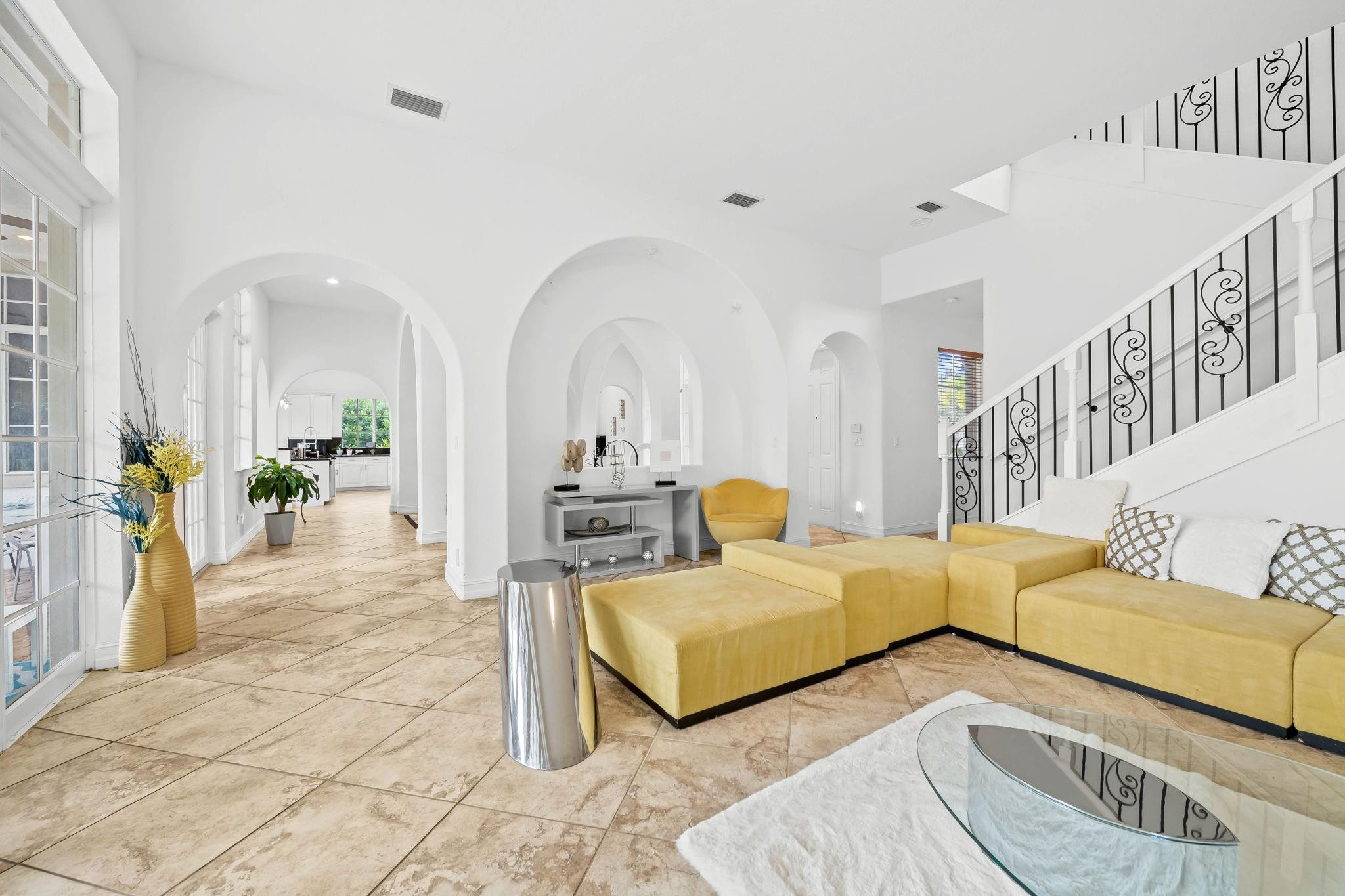 Heron Bay Northeast 173-9 - Residential