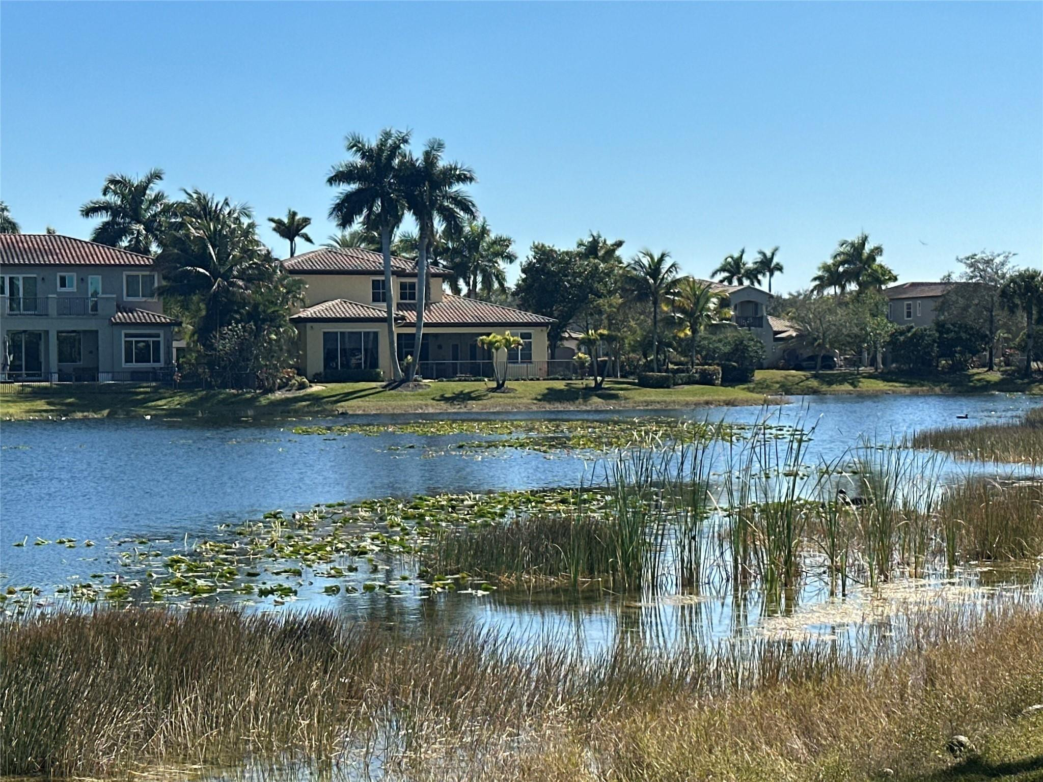 Heron Bay Northeast 173-9 - Residential