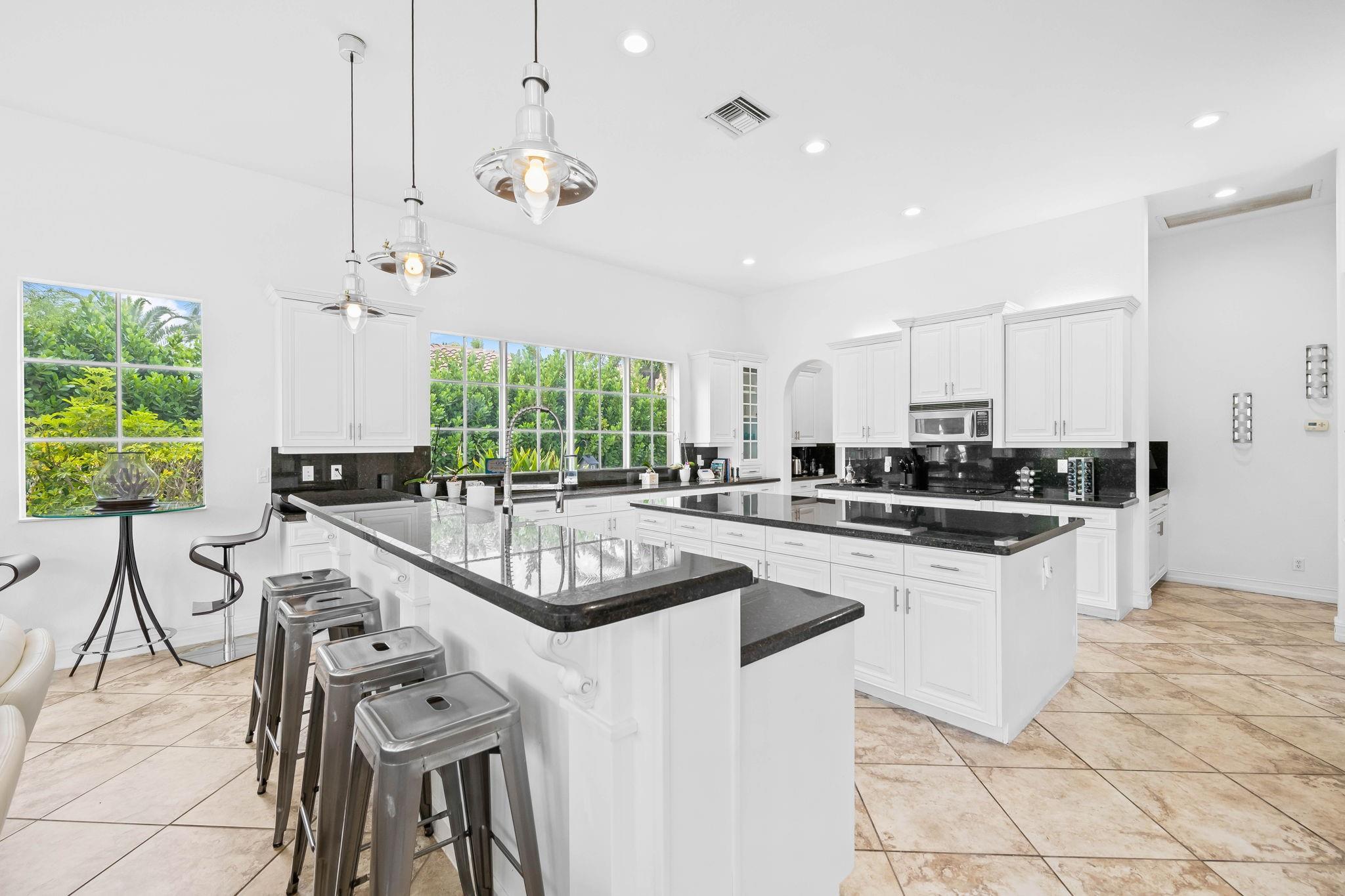 Heron Bay Northeast 173-9 - Residential