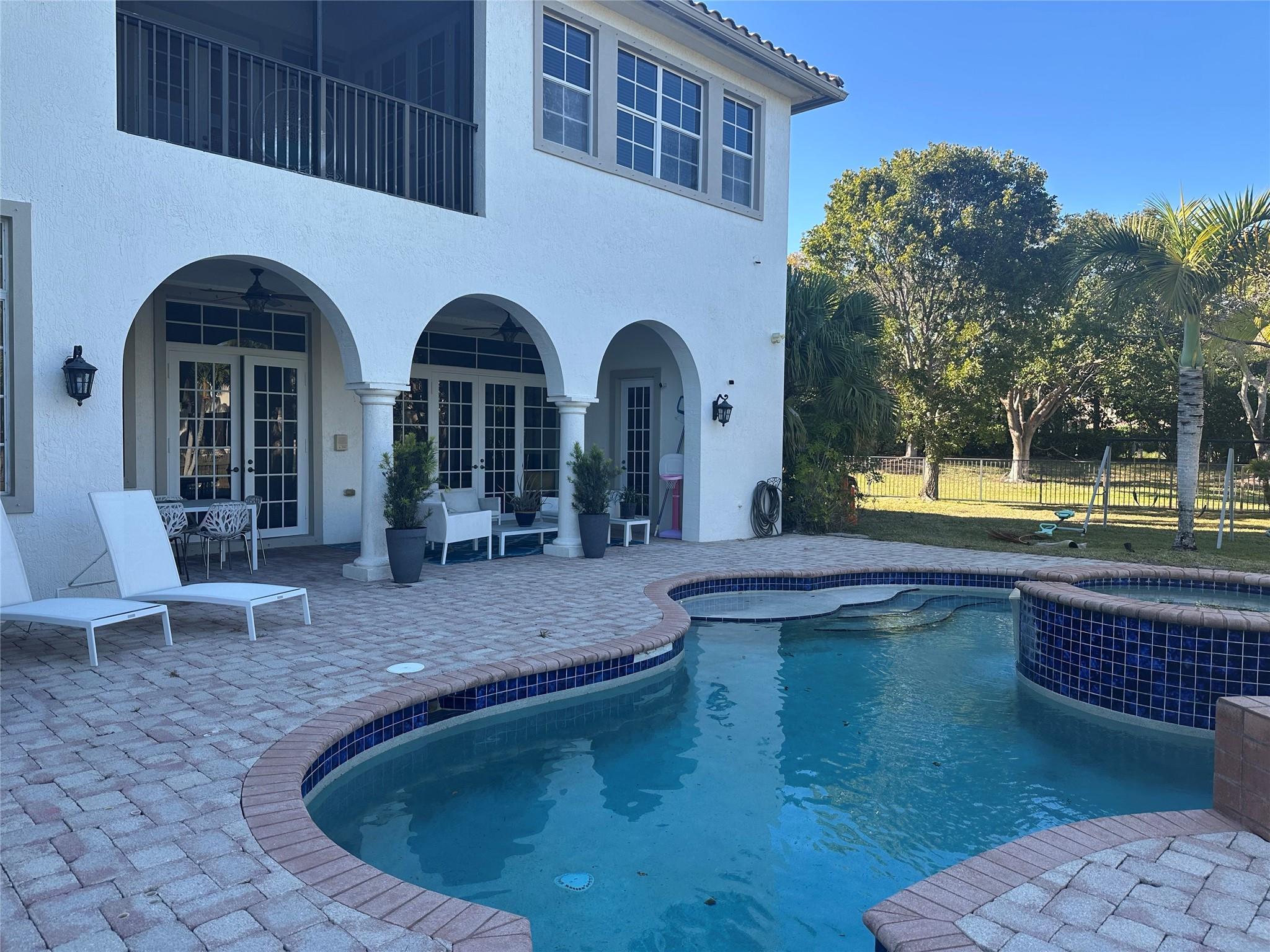 Heron Bay Northeast 173-9 - Residential