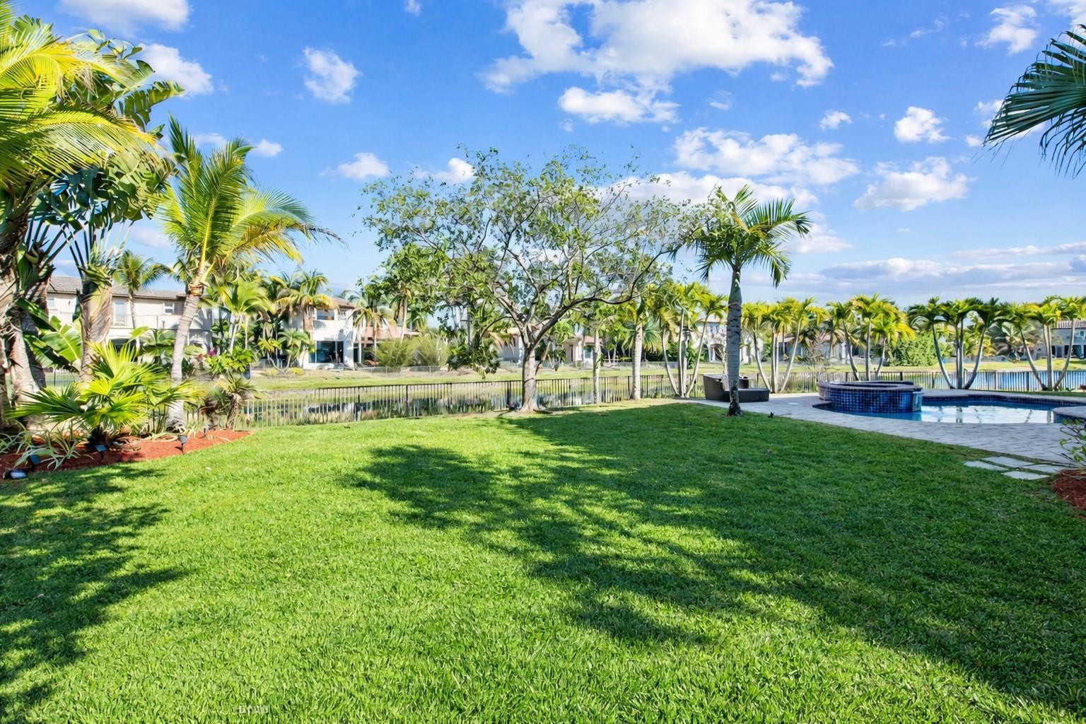 Heron Bay Northeast 173-9 - Residential