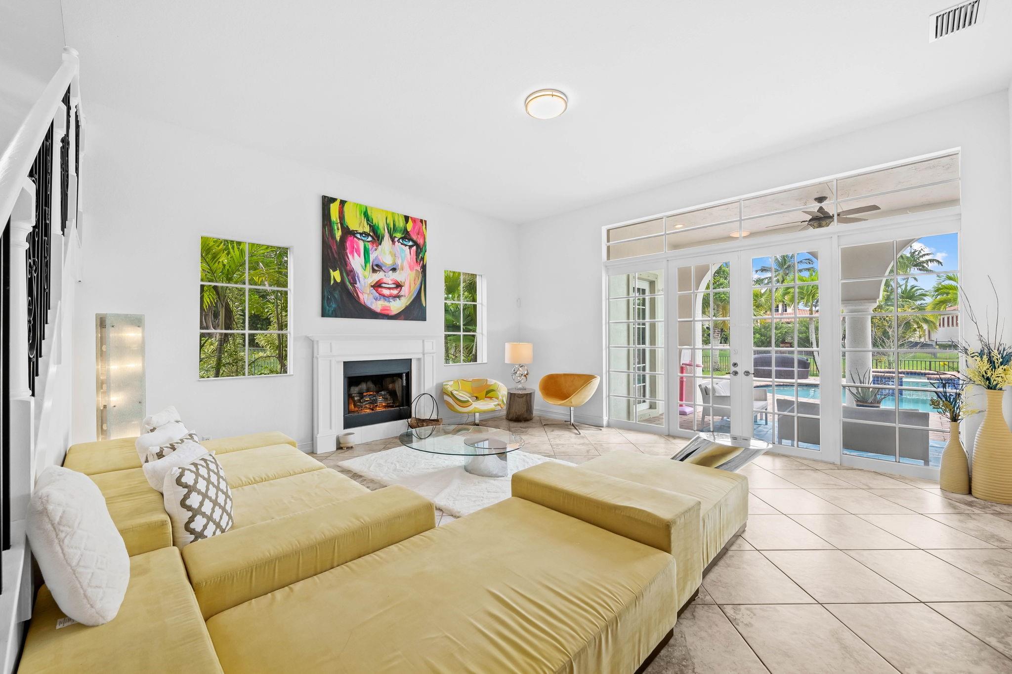 Heron Bay Northeast 173-9 - Residential