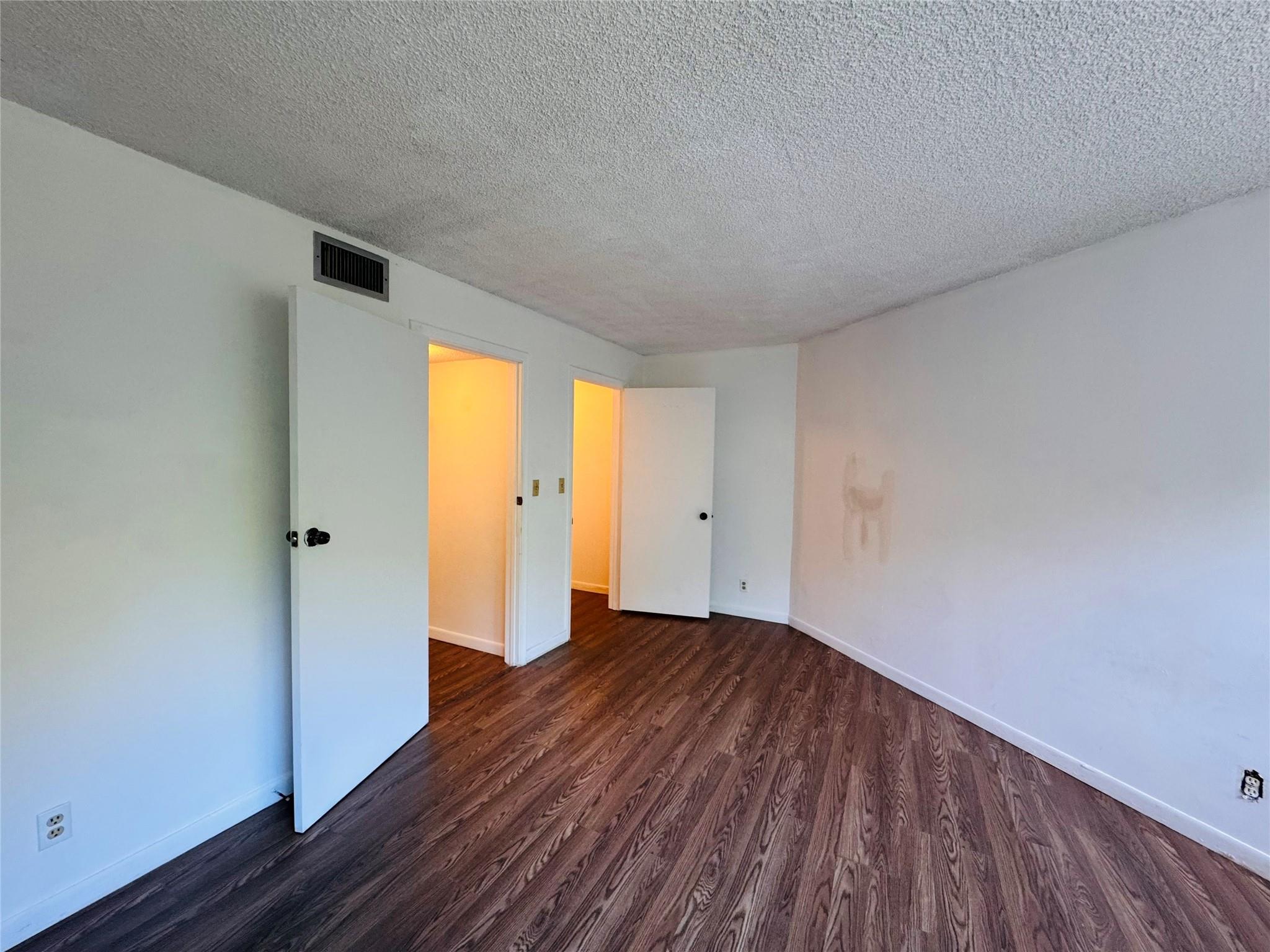 Presidential Golfview - Residential Lease