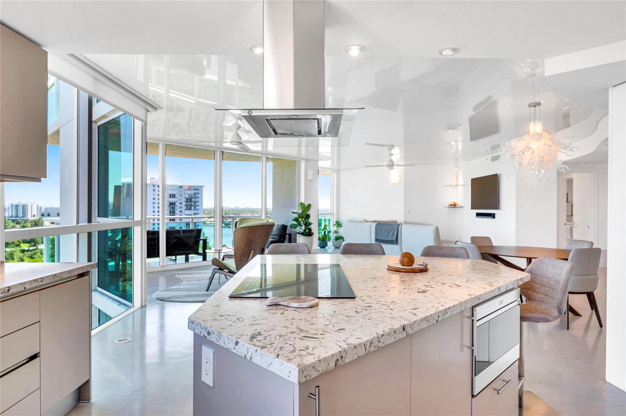 Le Club International - Residential