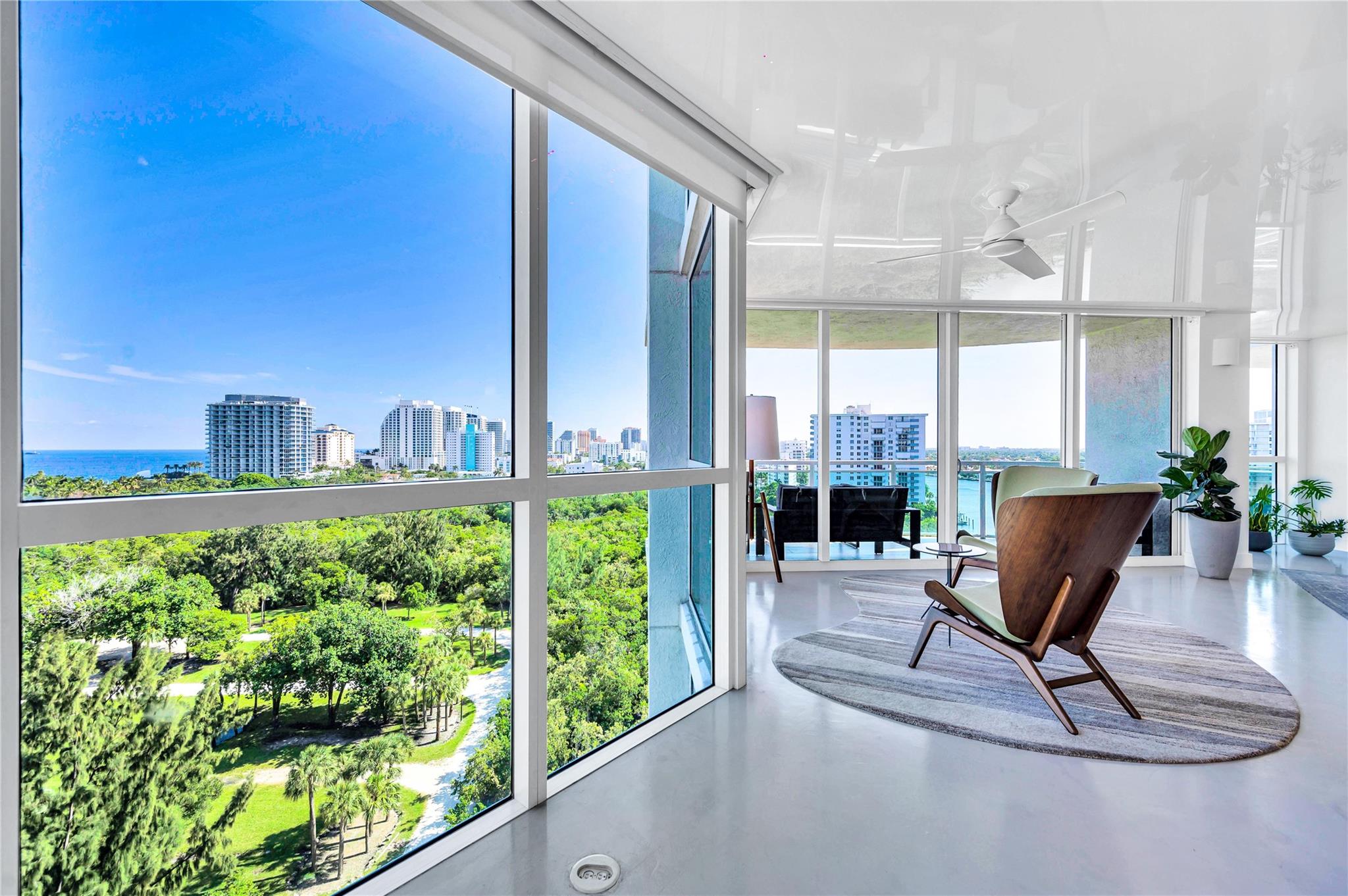 Le Club International - Residential