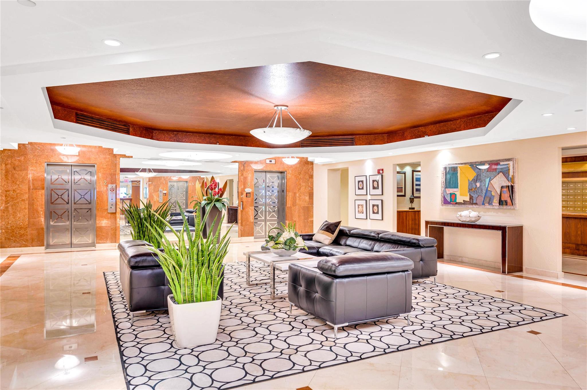 Le Club International - Residential