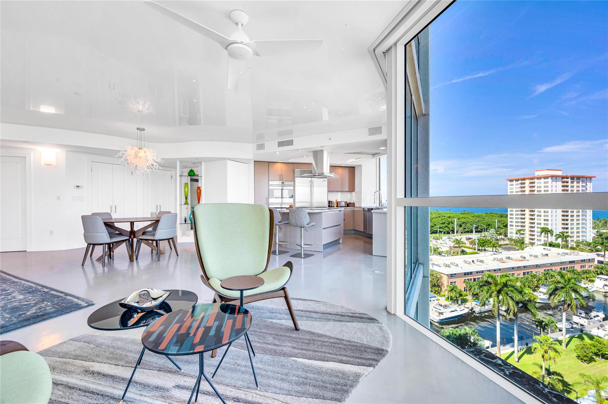 Le Club International - Residential
