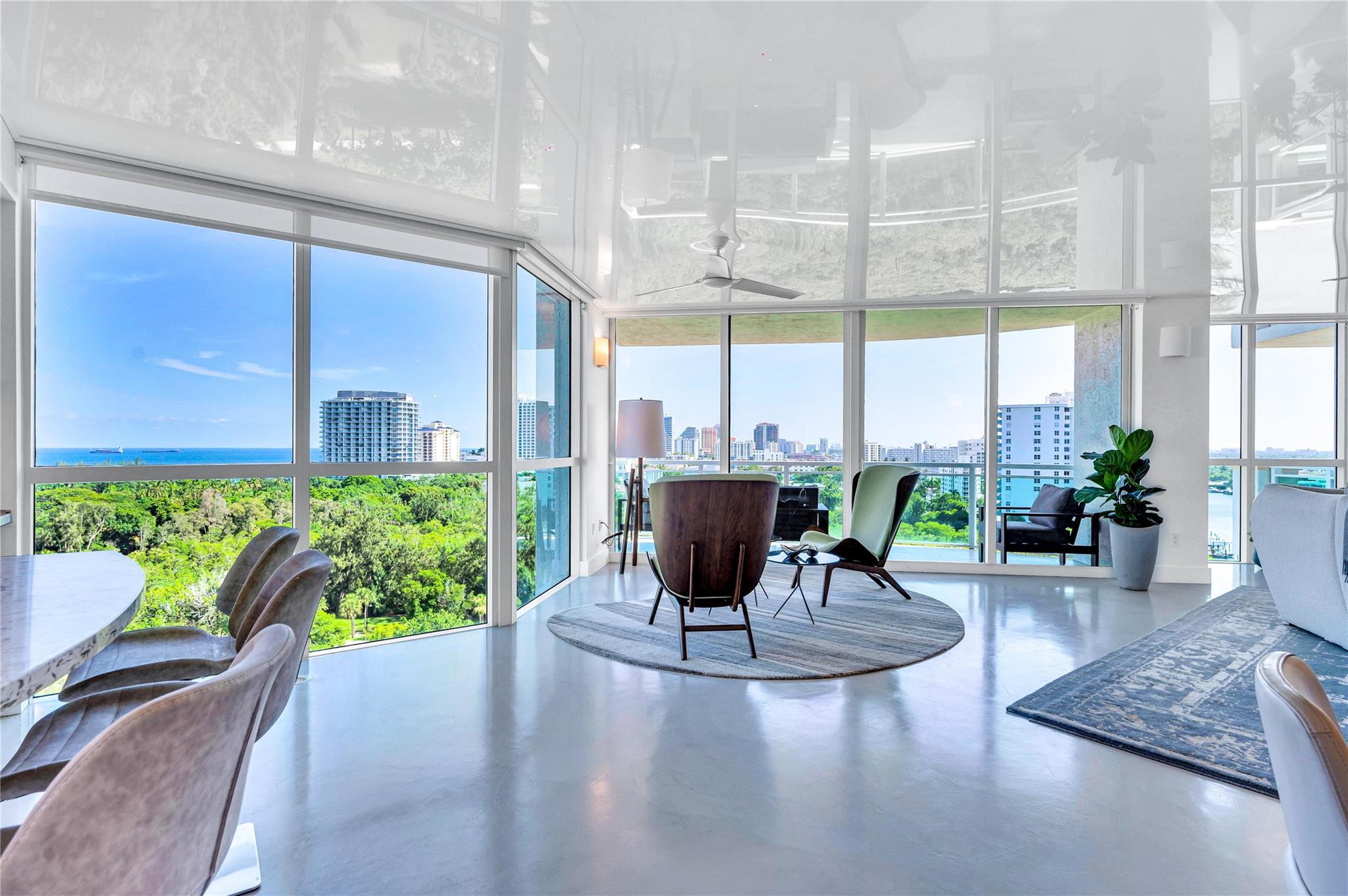 Le Club International - Residential