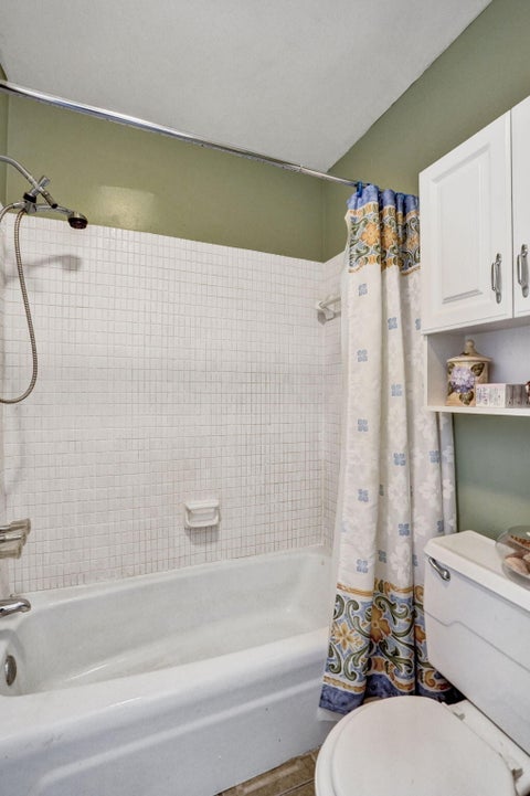 Tiny photo for 110 CYPRESS CLUB Drive #129, Pompano Beach, FL 33060 (MLS # B26084789)