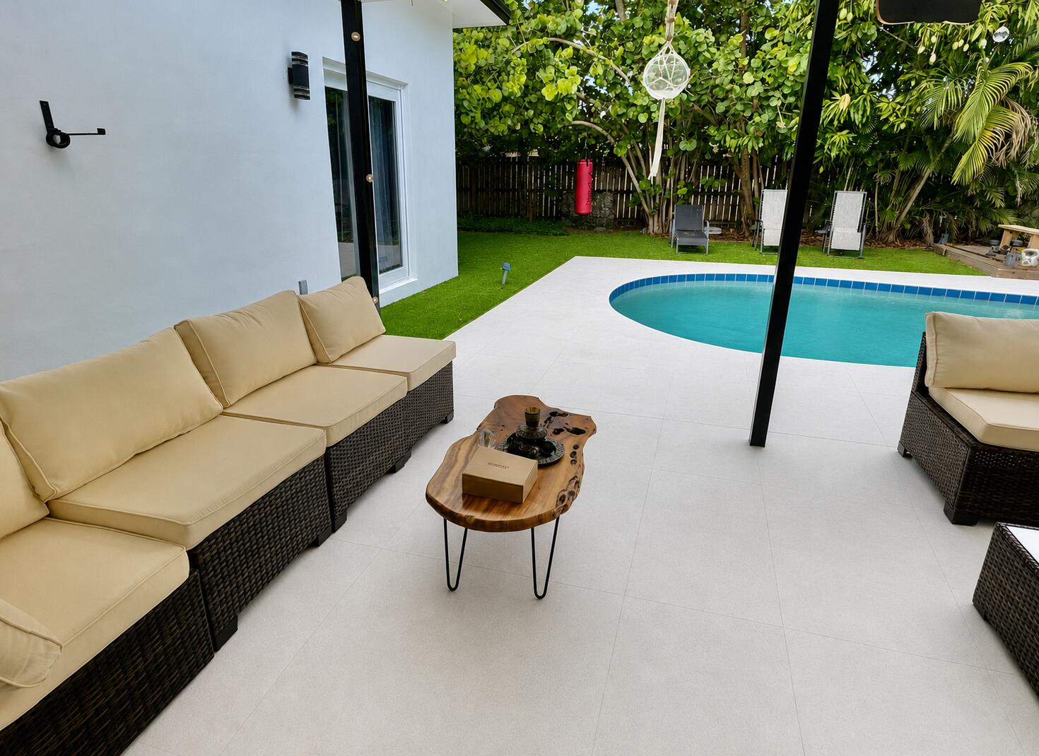 BOCA MADERA UNIT 1 - Residential