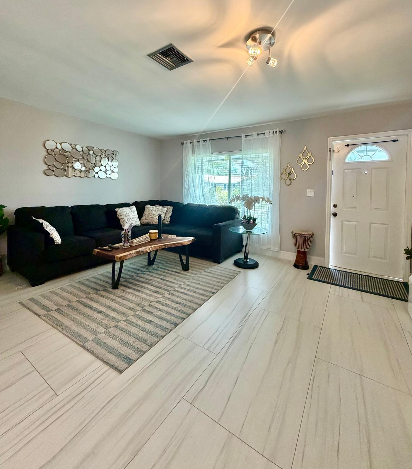 3464 NW 26th Avenue