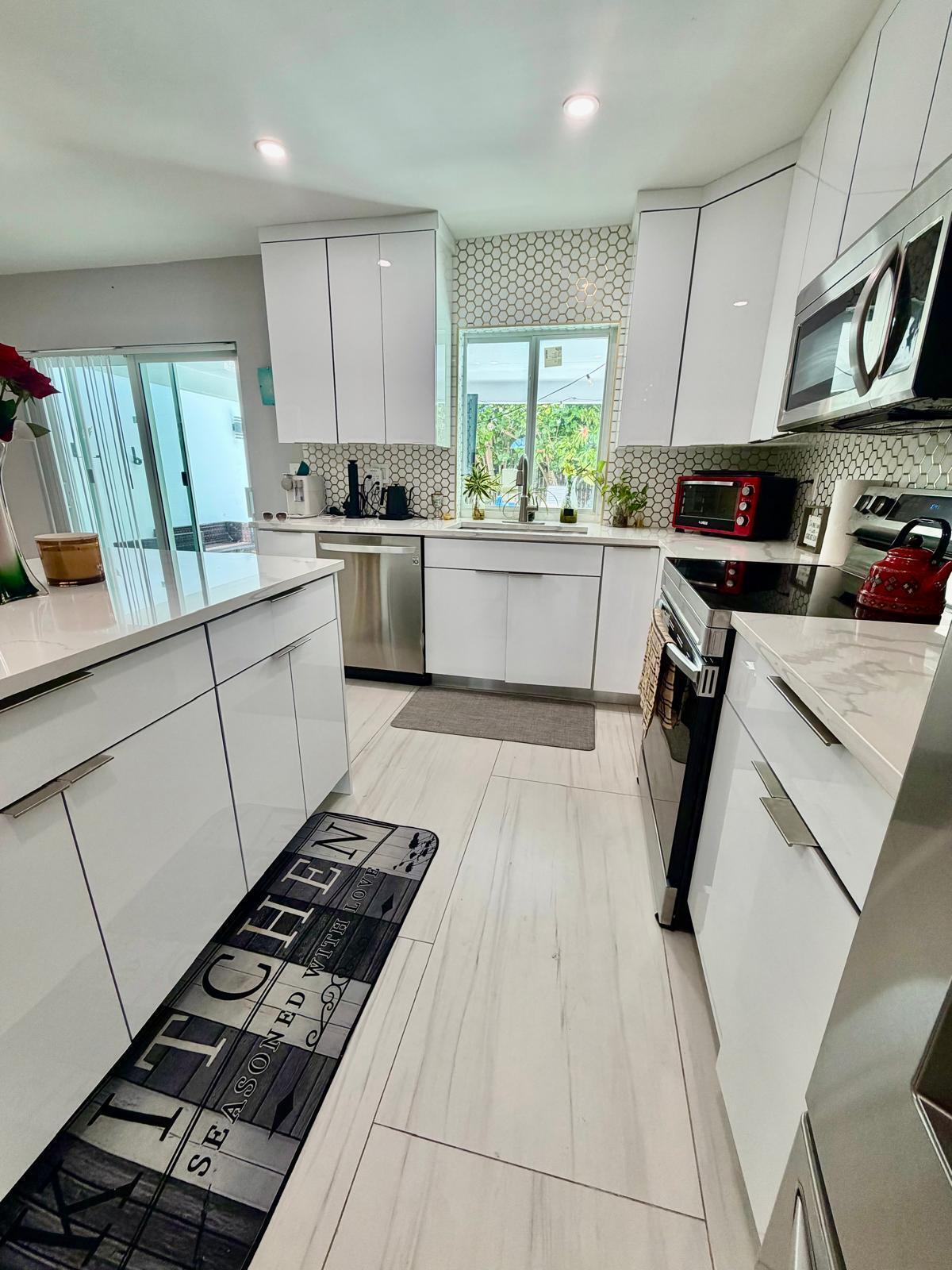 BOCA MADERA UNIT 1 - Residential