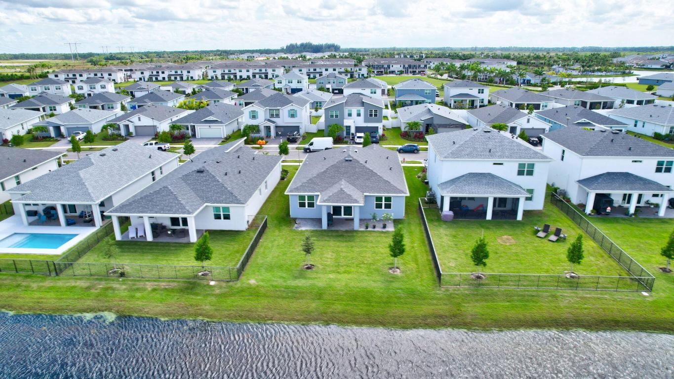 CADENCE PHASE II - Residential