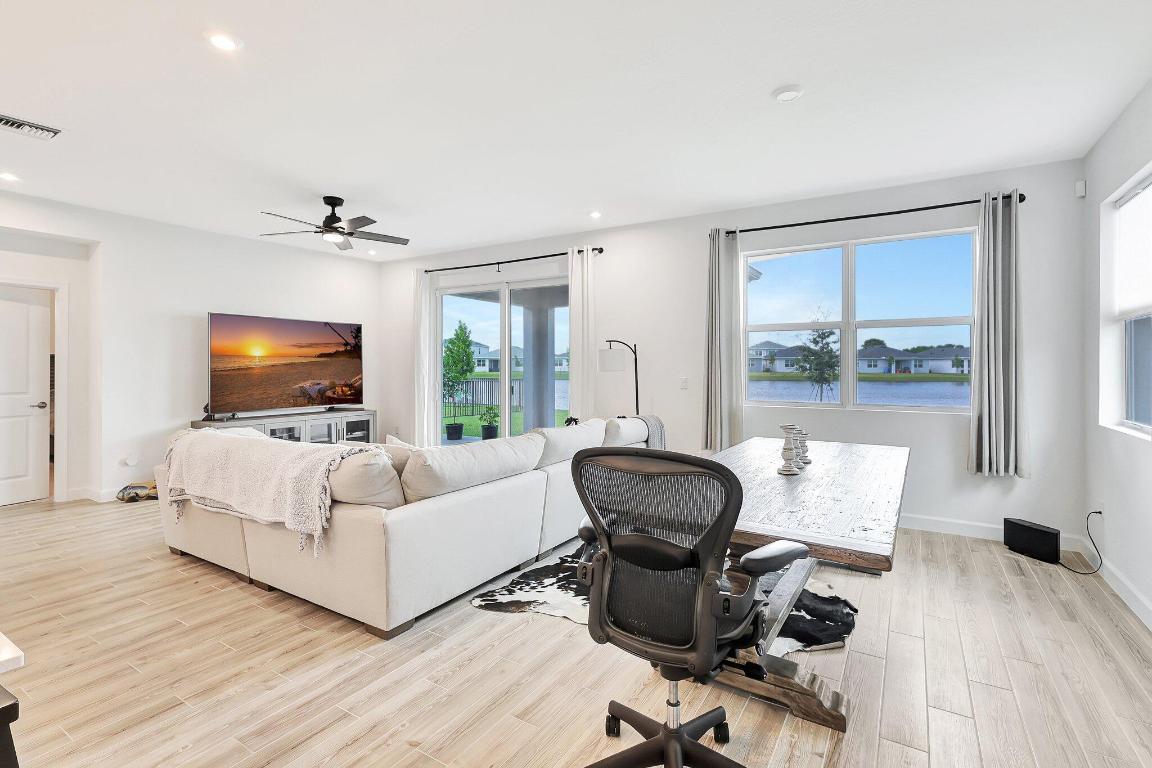 CADENCE PHASE II - Residential