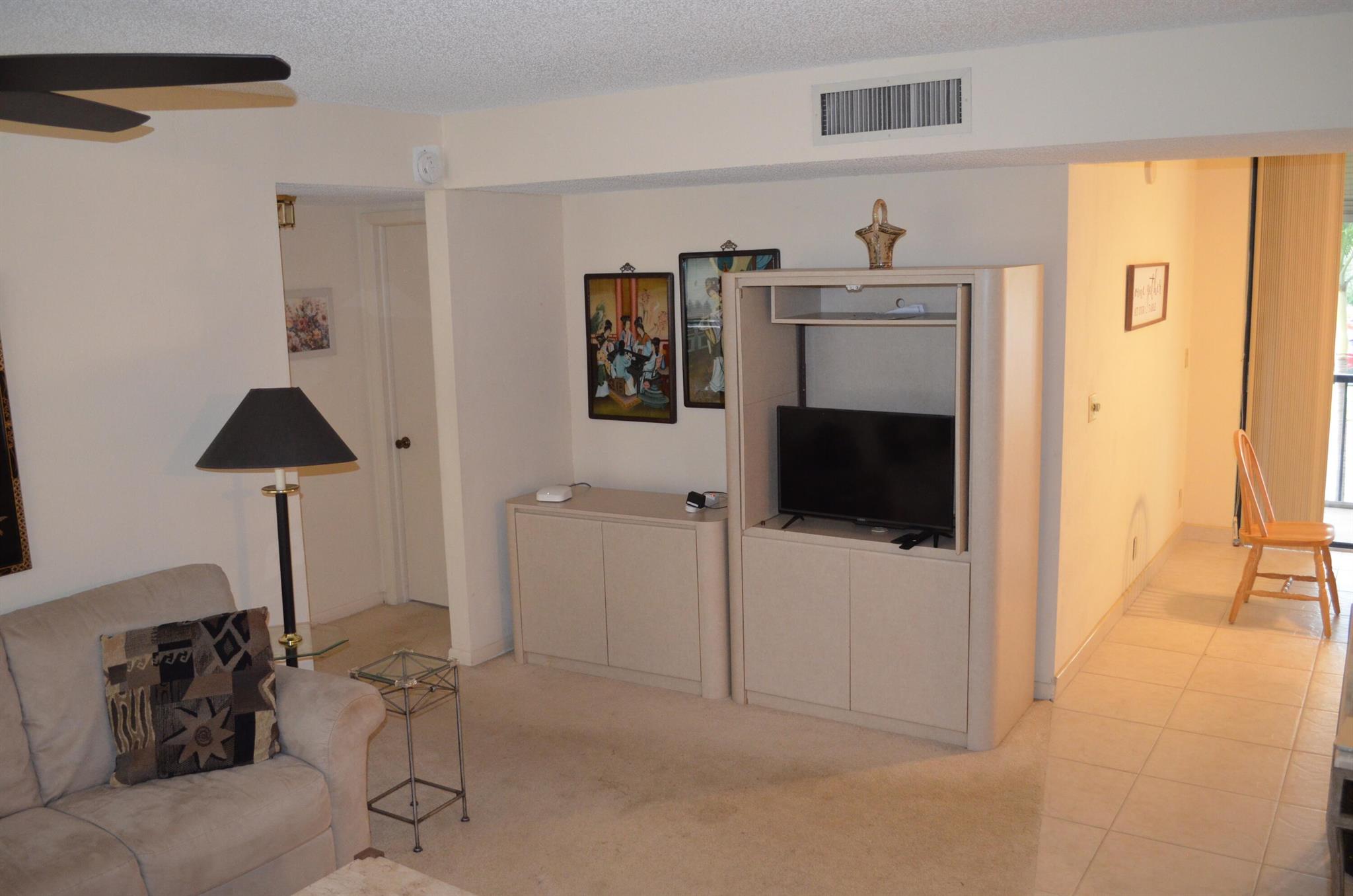 5220 Las Verdes Circle 219