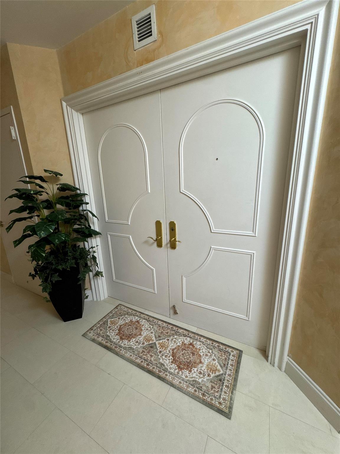 OCEAN TWO CONDO - Residential Lease