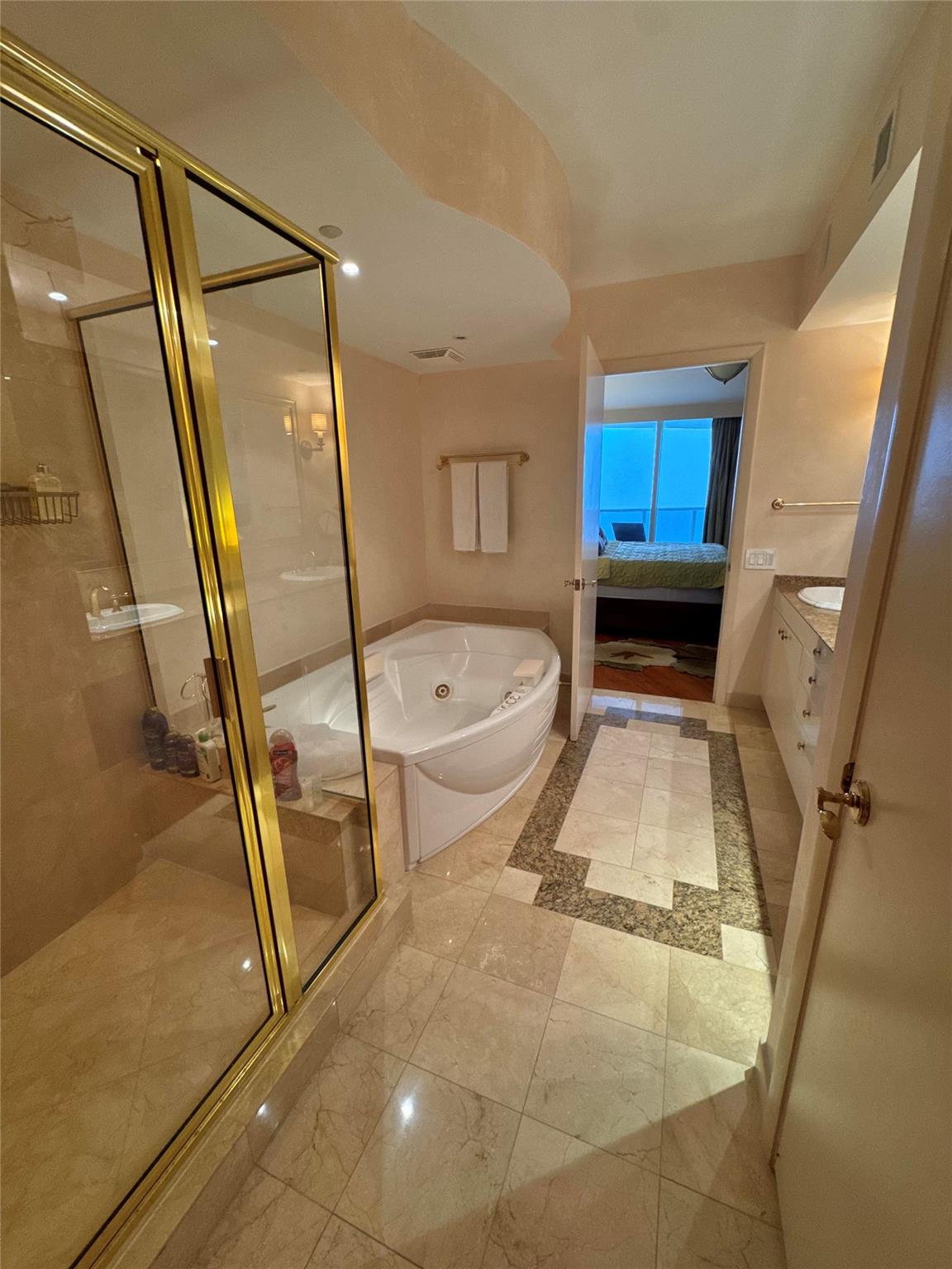 OCEAN TWO CONDO - Residential Lease