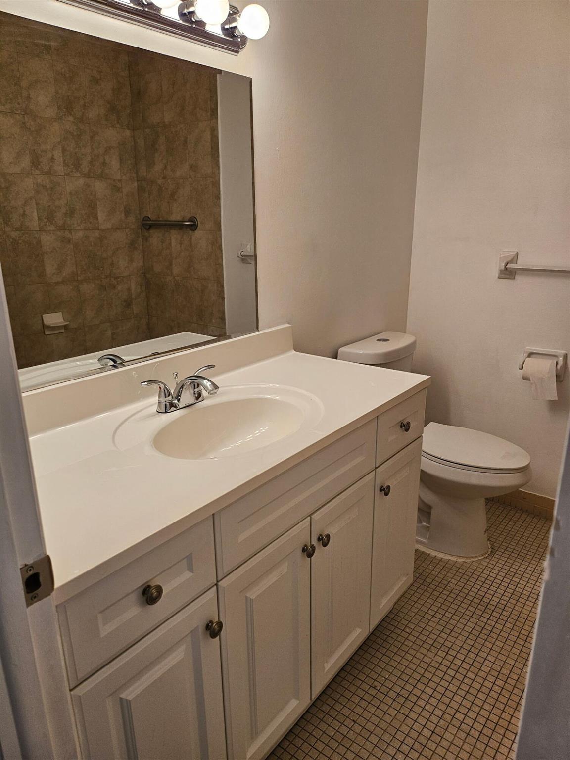 BEVERLY HILLS CONDO NUMBE - Residential