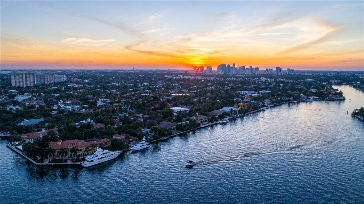 ADAGIO Fort Laud Beach - Residential