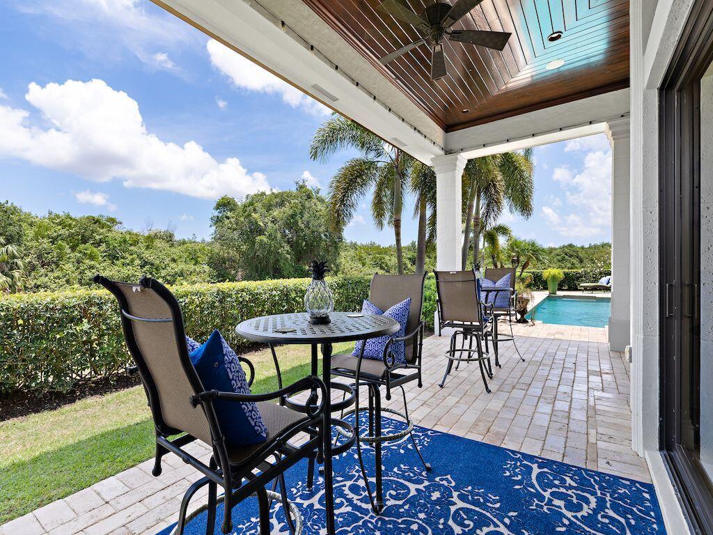 FIRST REPLAT OF RIVER POI - Residential