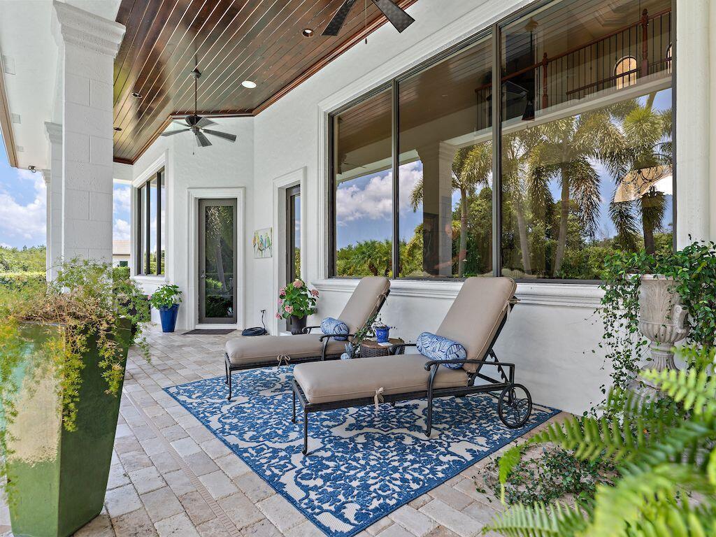 FIRST REPLAT OF RIVER POI - Residential